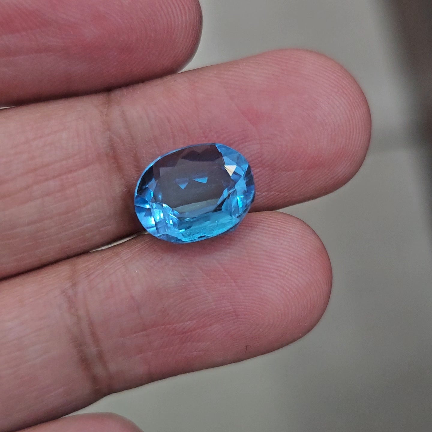 Natural Swiss Blue Topaz Faceted | Oval | 13x10mm - The LabradoriteKing