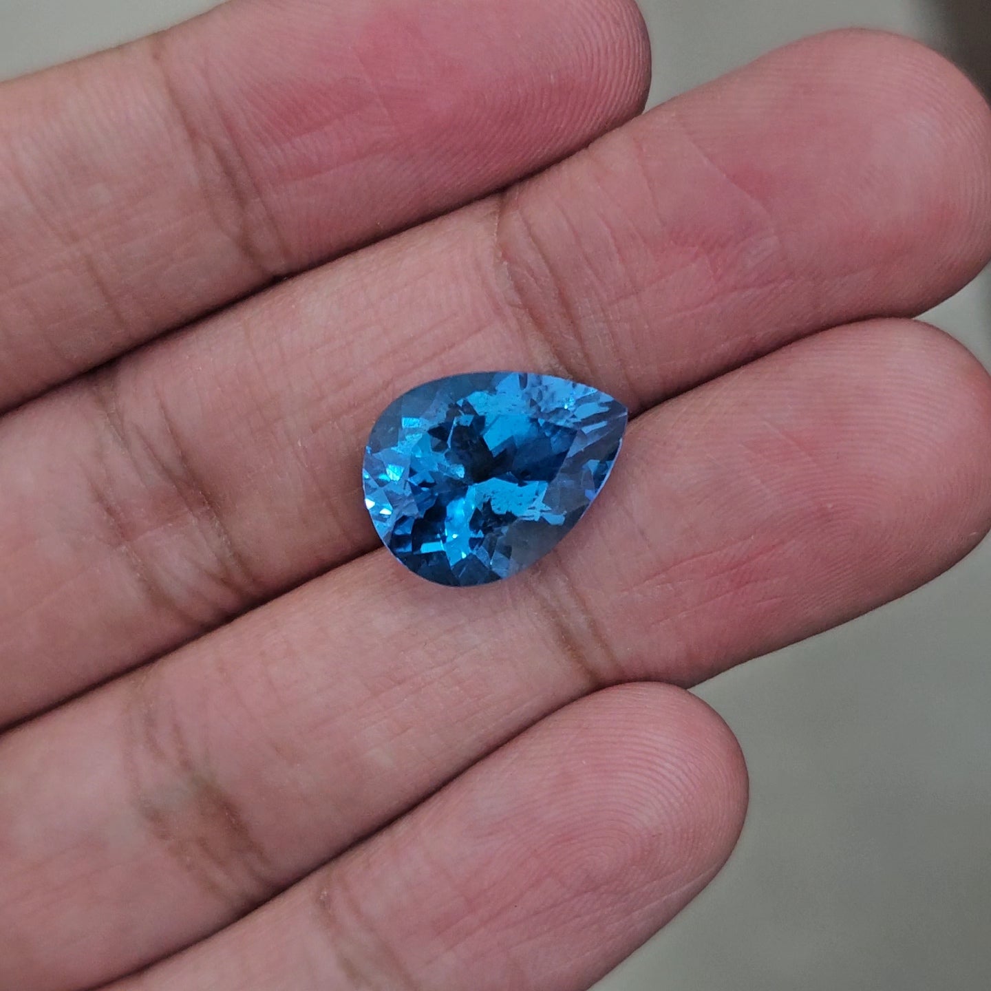 Natural Swiss Blue Topaz Faceted | Pear | 16x12mm - The LabradoriteKing