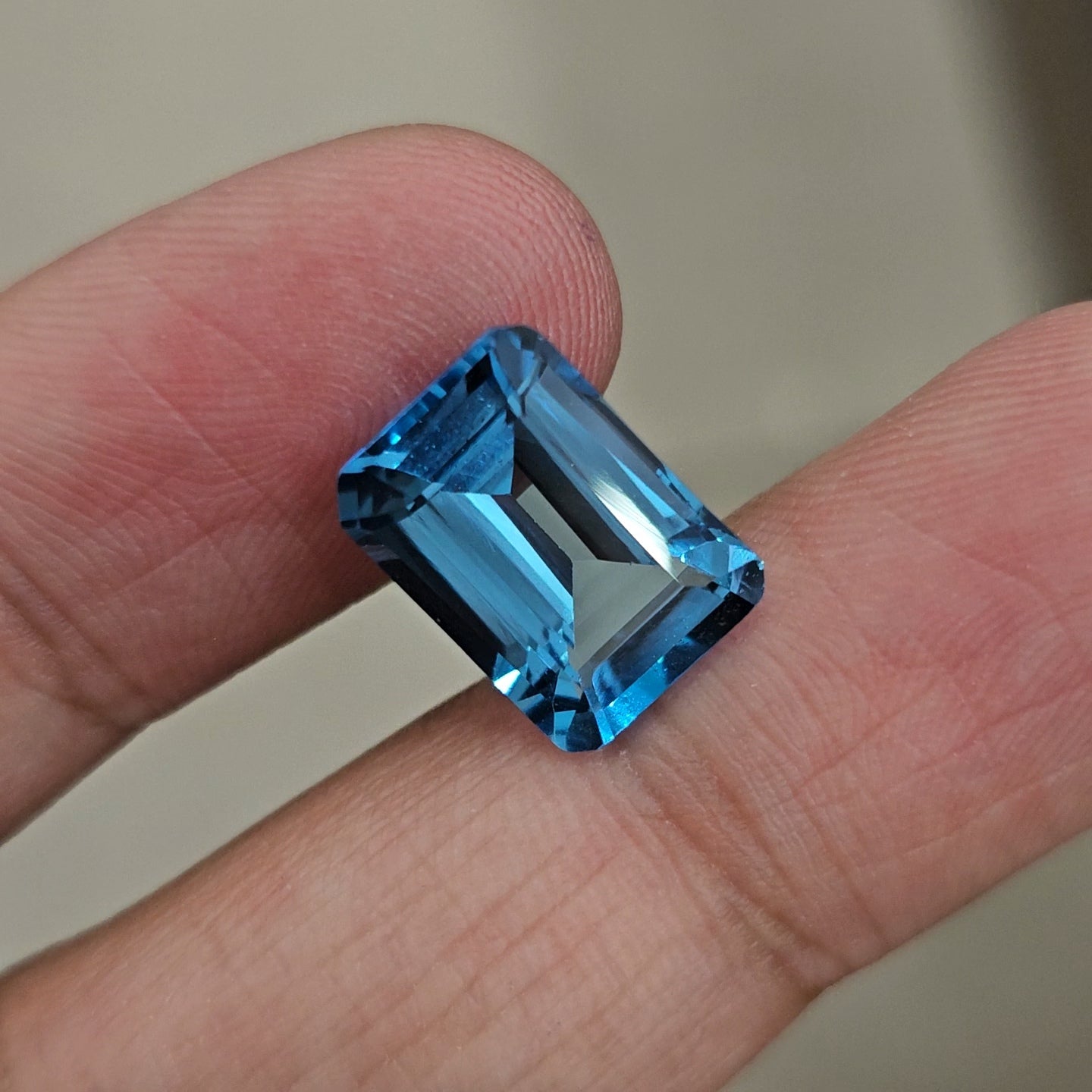 Natural Swiss Blue Topaz Faceted | Rectangle | 14x10mm - The LabradoriteKing