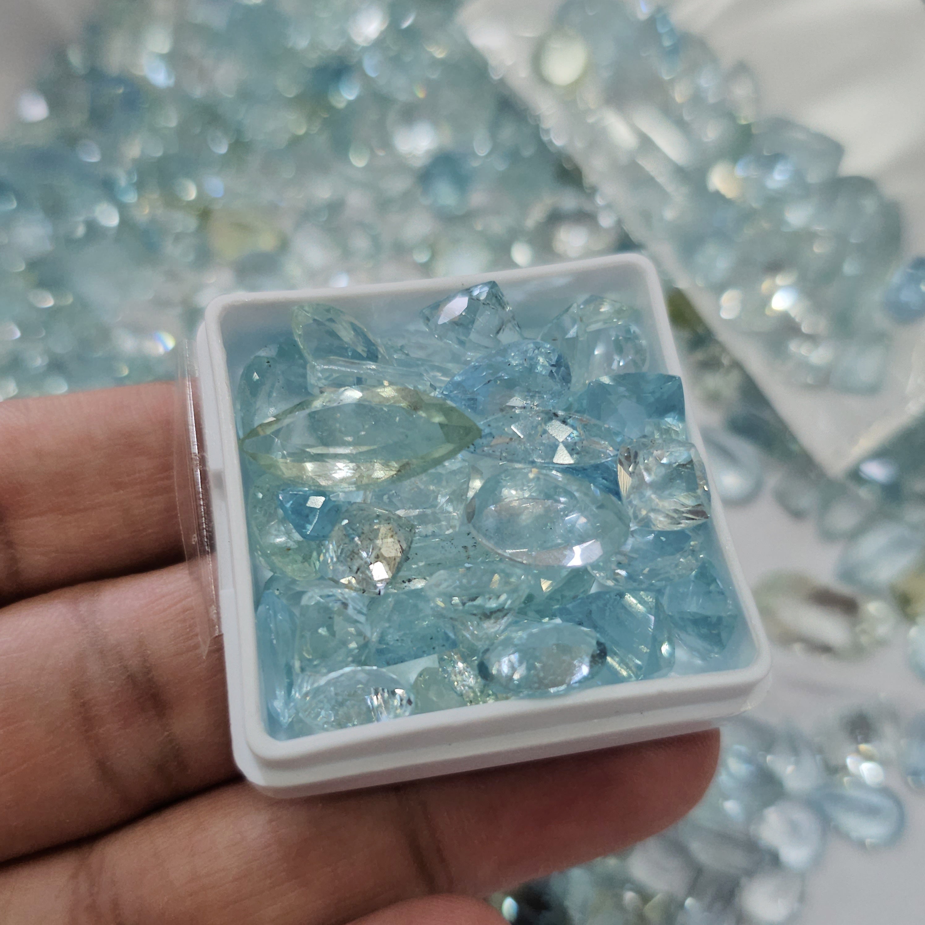50Cts Natural Aquamarine Brazilian Faceted | 8–20mm | 20-25pcs - The LabradoriteKing