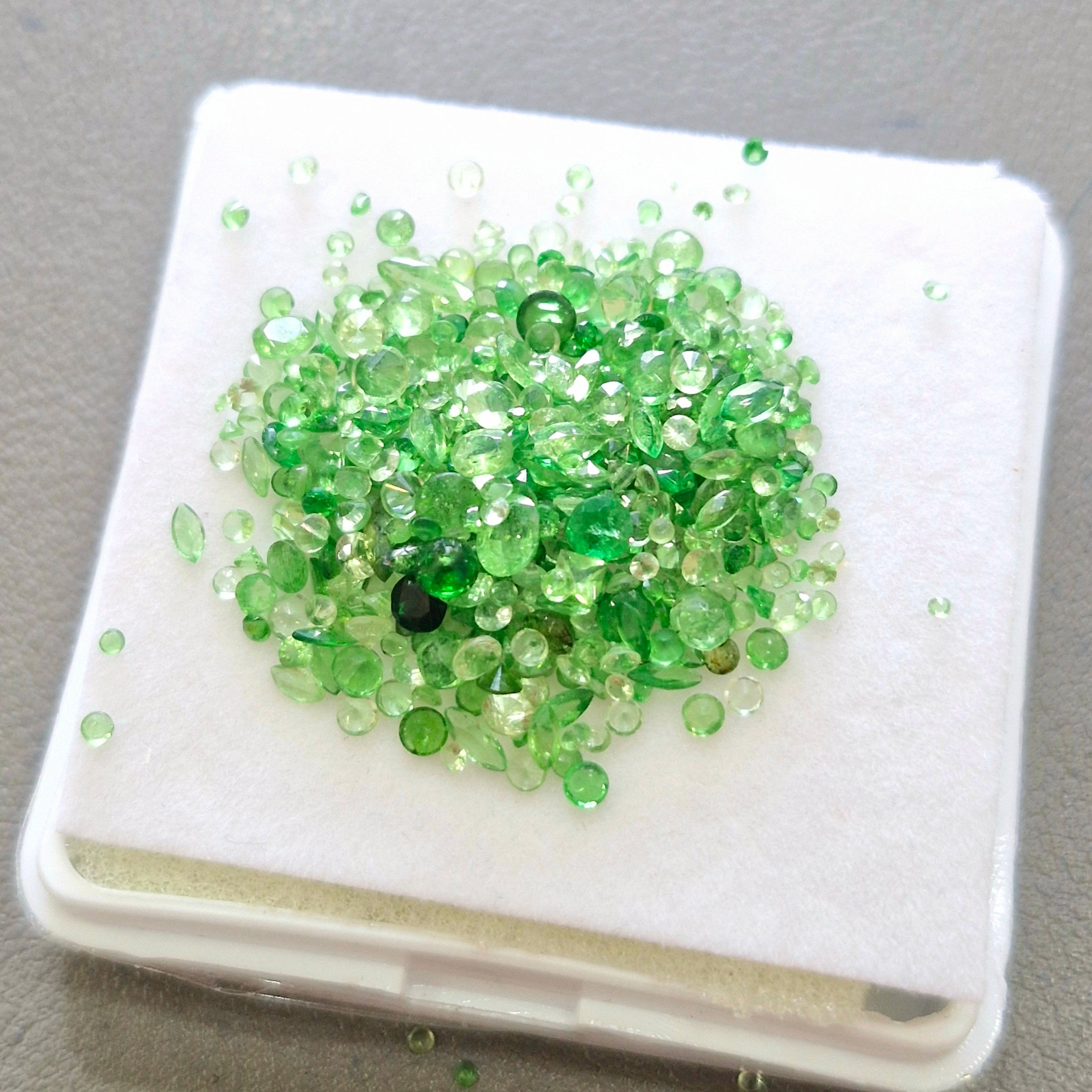 Natural Tsavorite Faceted Gemstone  | Size 1-4mm