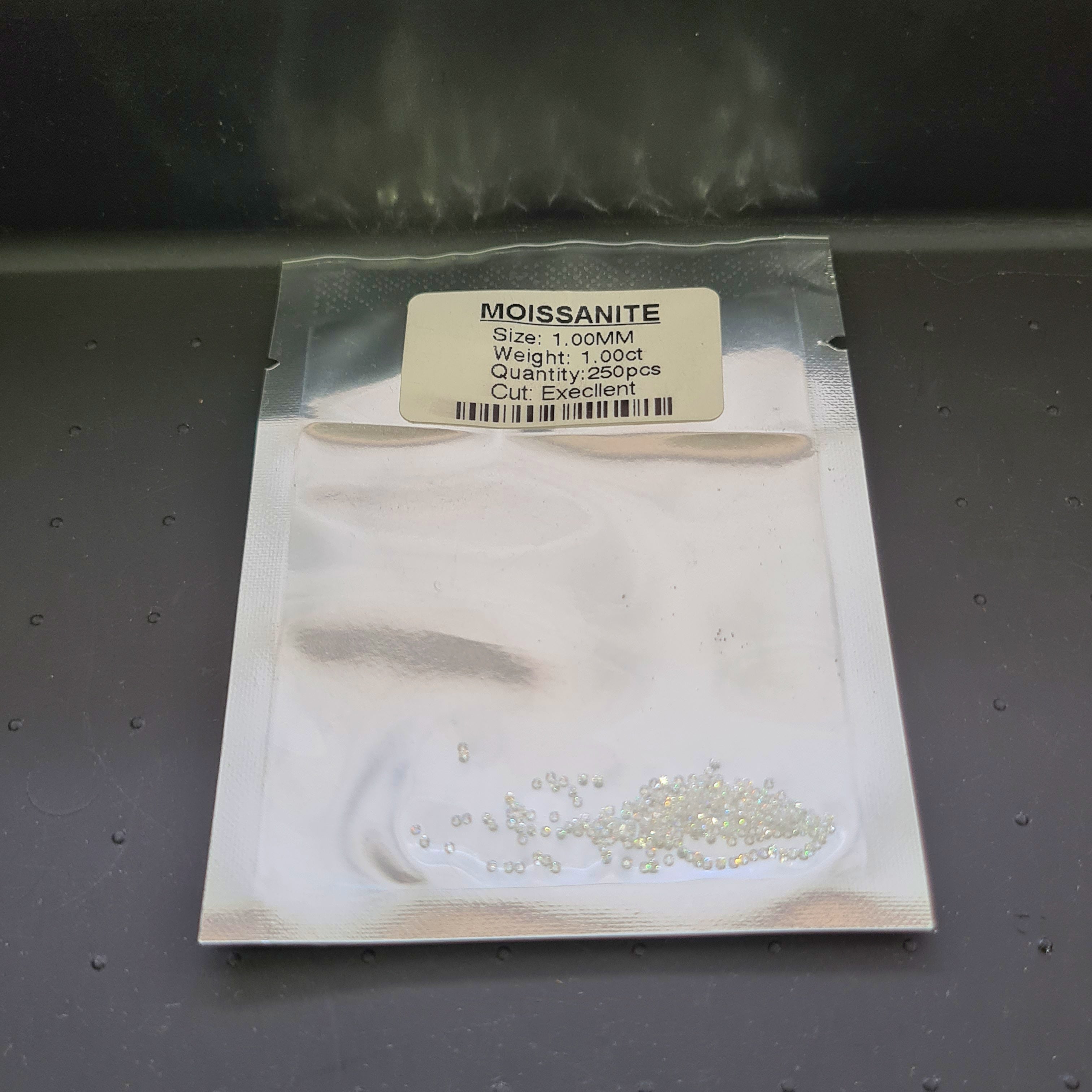 Moissanite diamond Cut Lot  | Size: 1mm