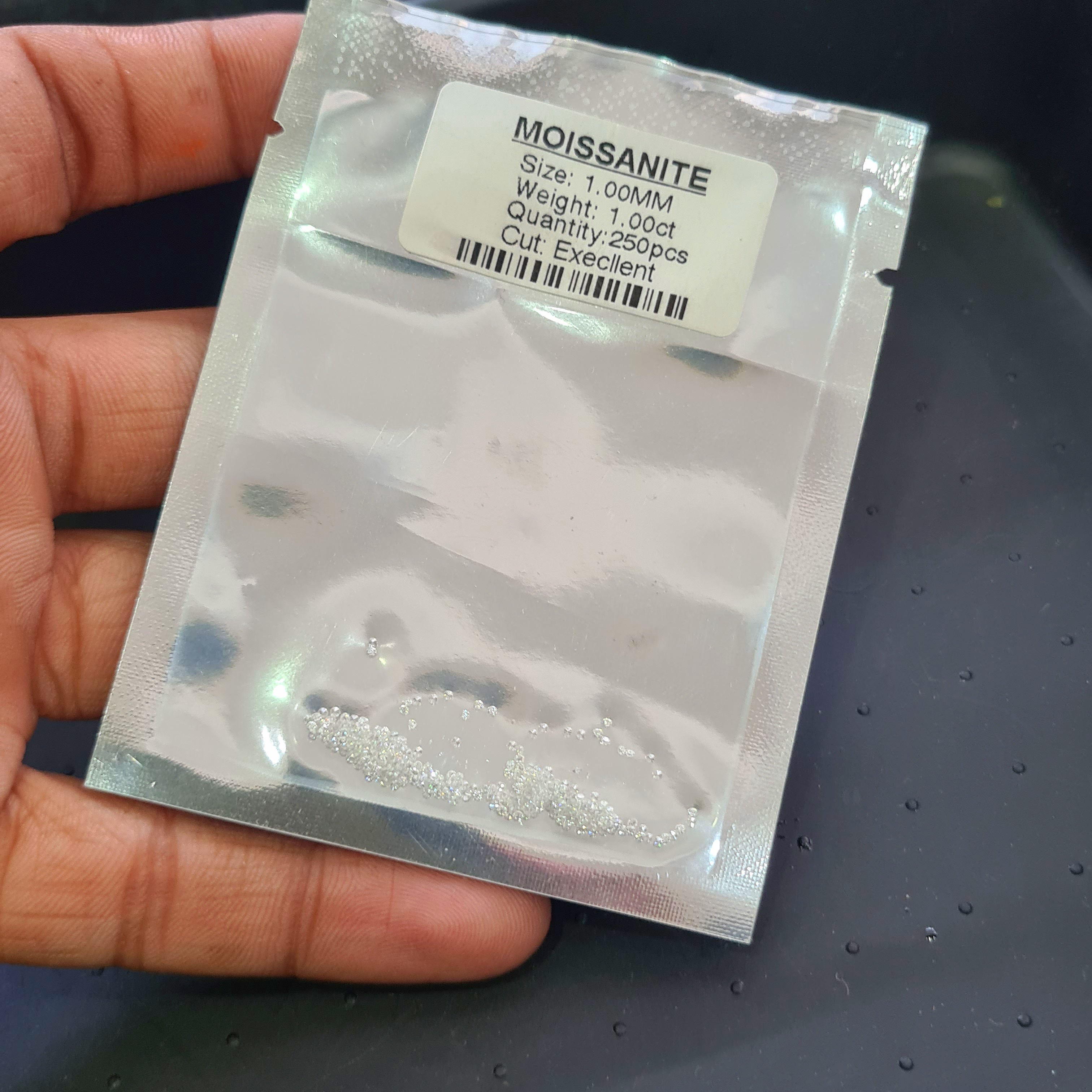 Moissanite diamond Cut Lot  | Size: 1mm