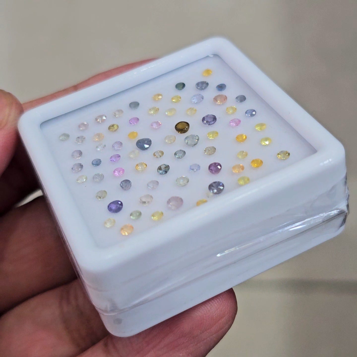 1 Box Of Natural Multi Sapphire Faceted | Round | Size: 1-3mm