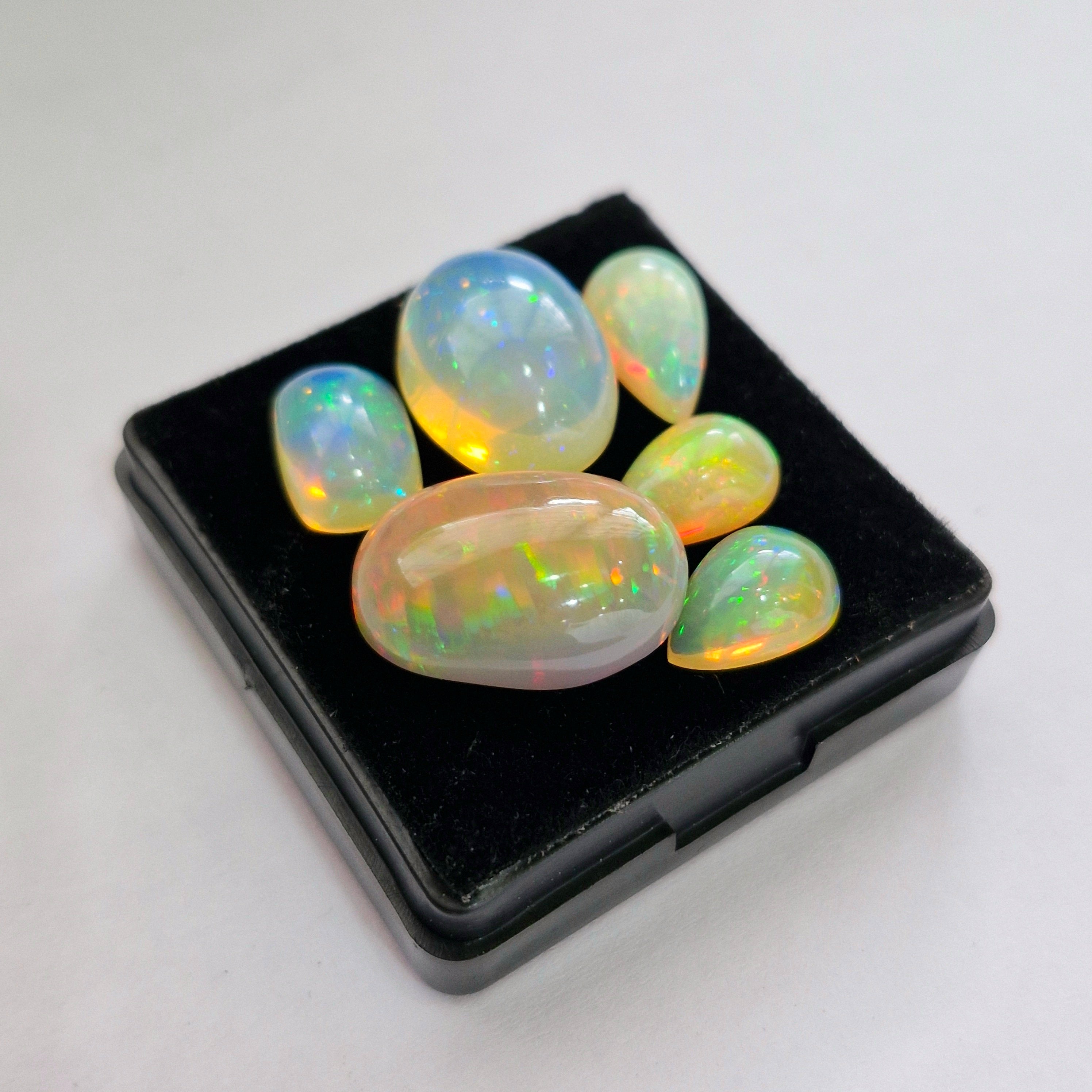 30.5cts Of  Natural Ethiopian Opal Cabochon  | Mix | Size: 12-19mm | 6pcs