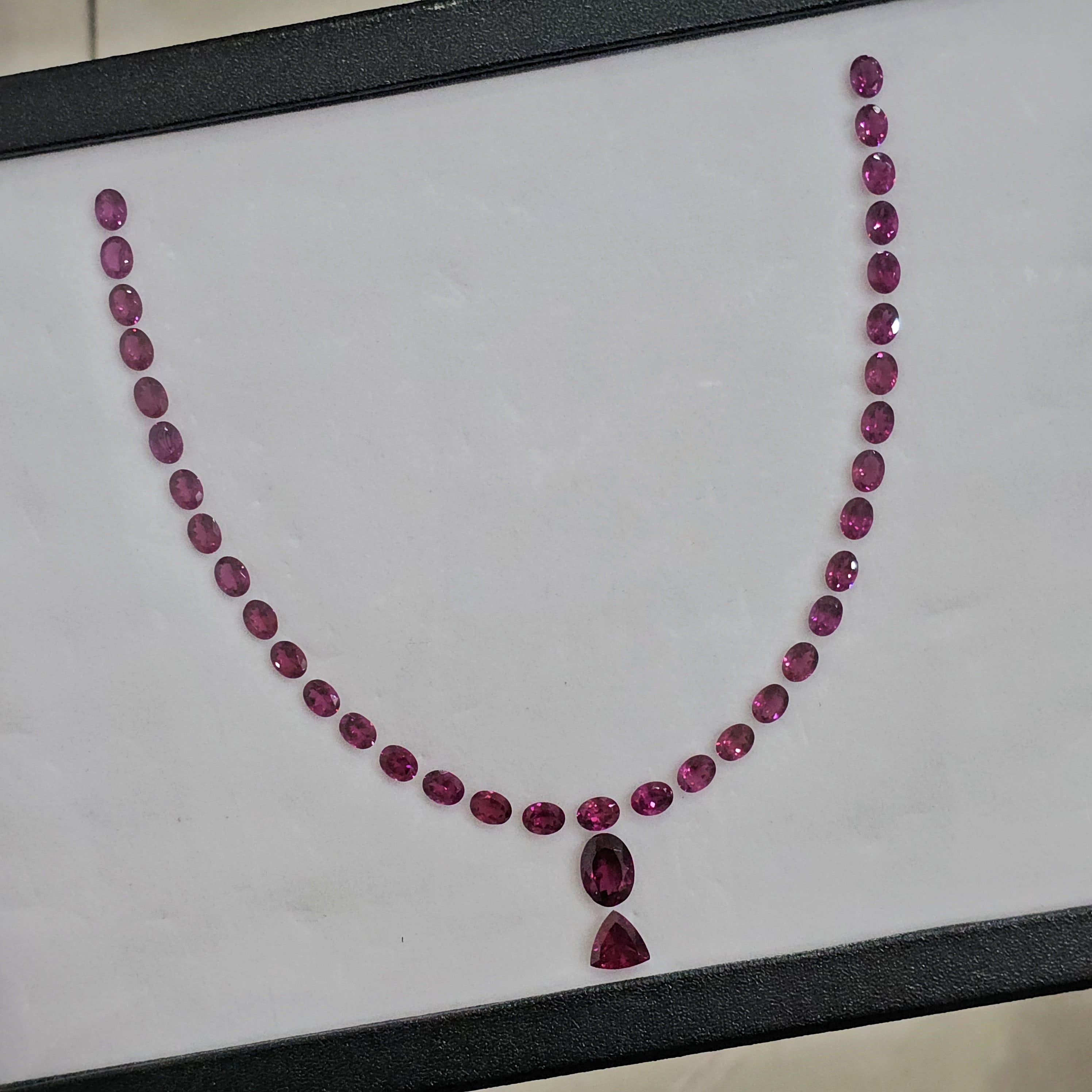 Layout Of Natural Rhodolite Garnet Faceted |  70 Cts | Size: 8-14mm