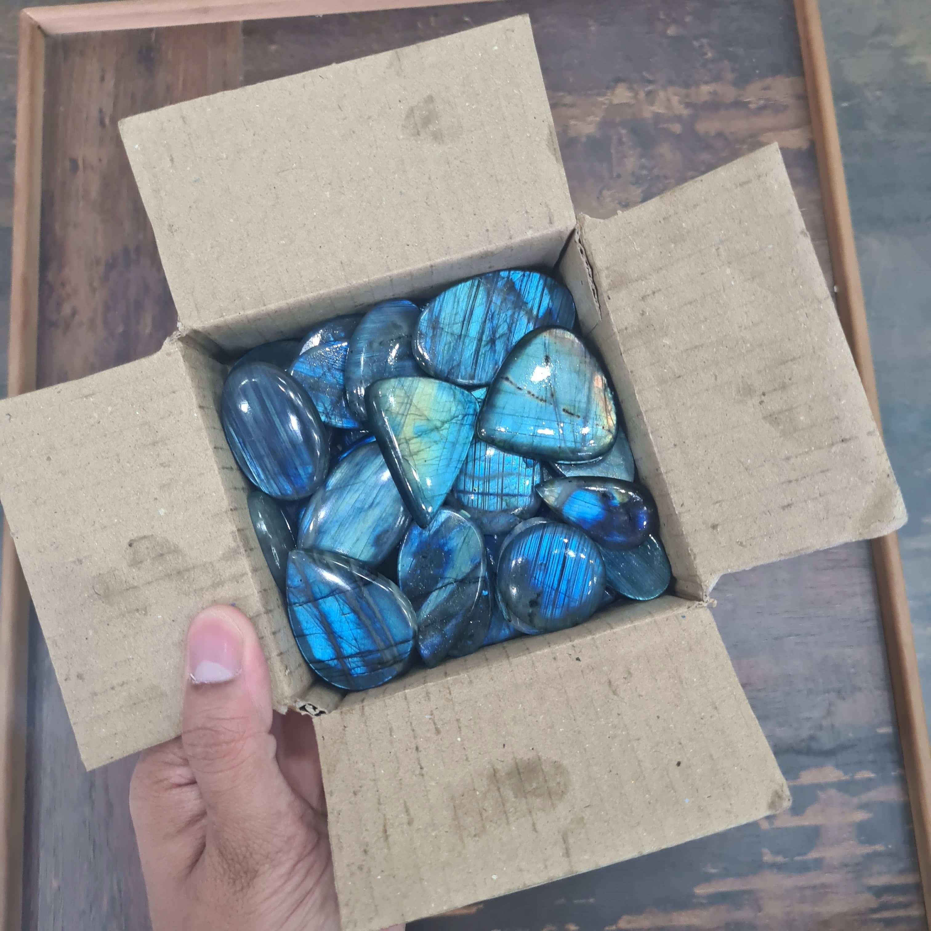 50 Pcs Blue Labradorite cabochons from Africa | 20-50mm - The LabradoriteKing