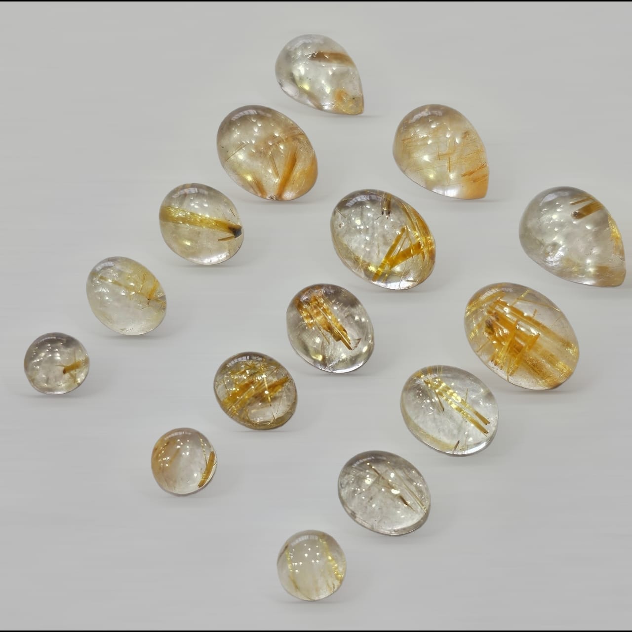 15 Pcs of Calibrated size Gold Rutile Quartz - The LabradoriteKing