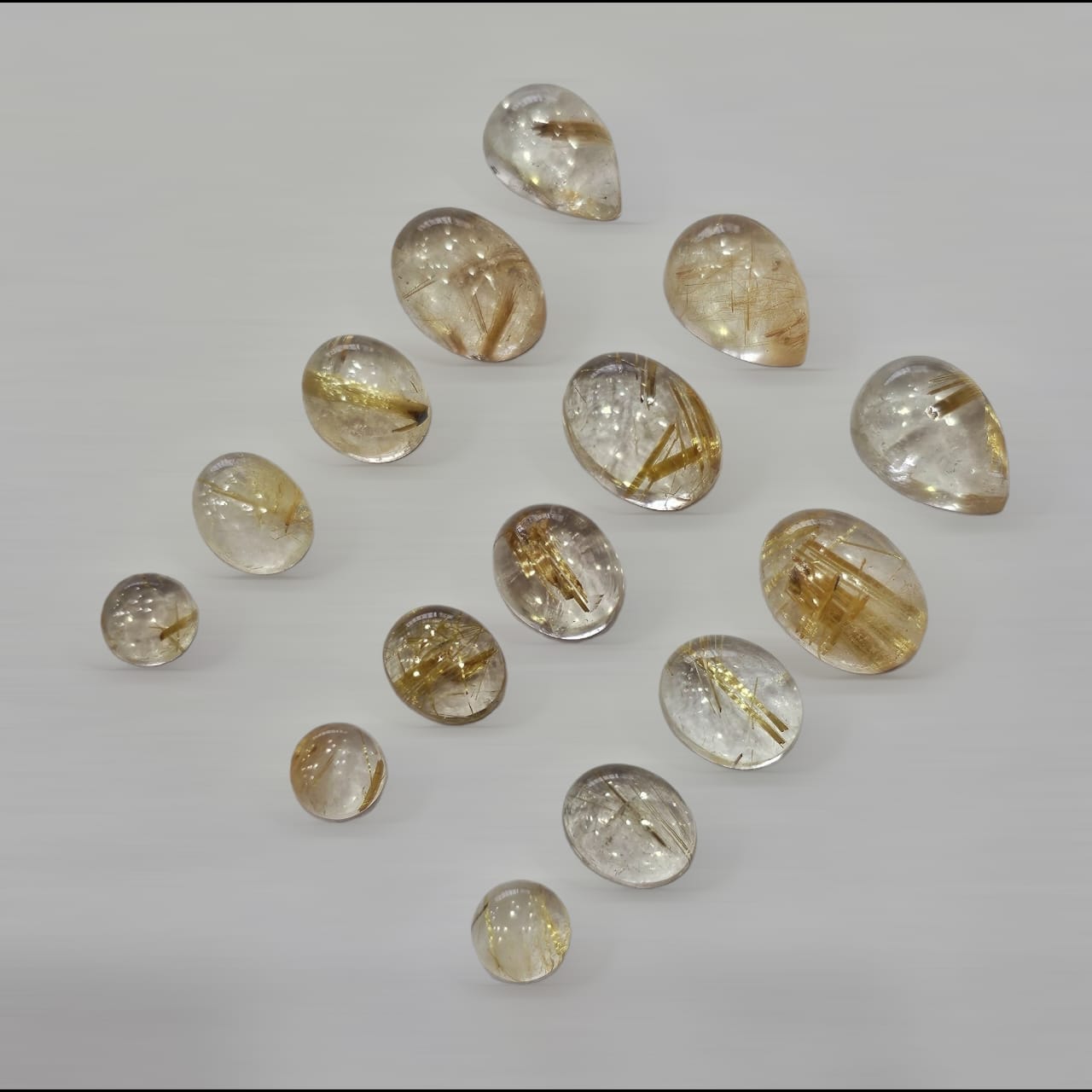 15 Pcs of Calibrated size Gold Rutile Quartz - The LabradoriteKing