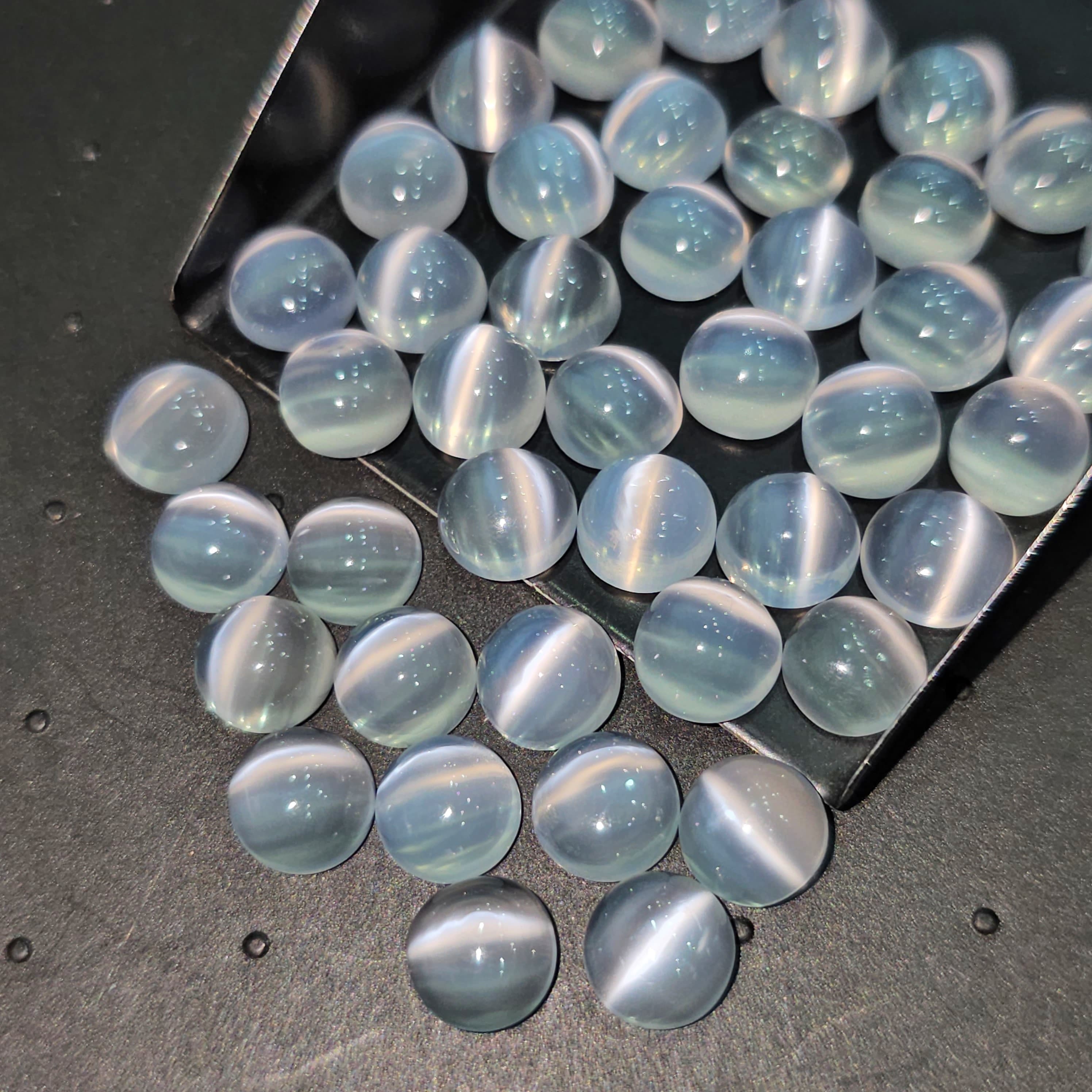 6 Pcs of Moonstones Cat eye | Natural Cabochons Round Shape - The LabradoriteKing