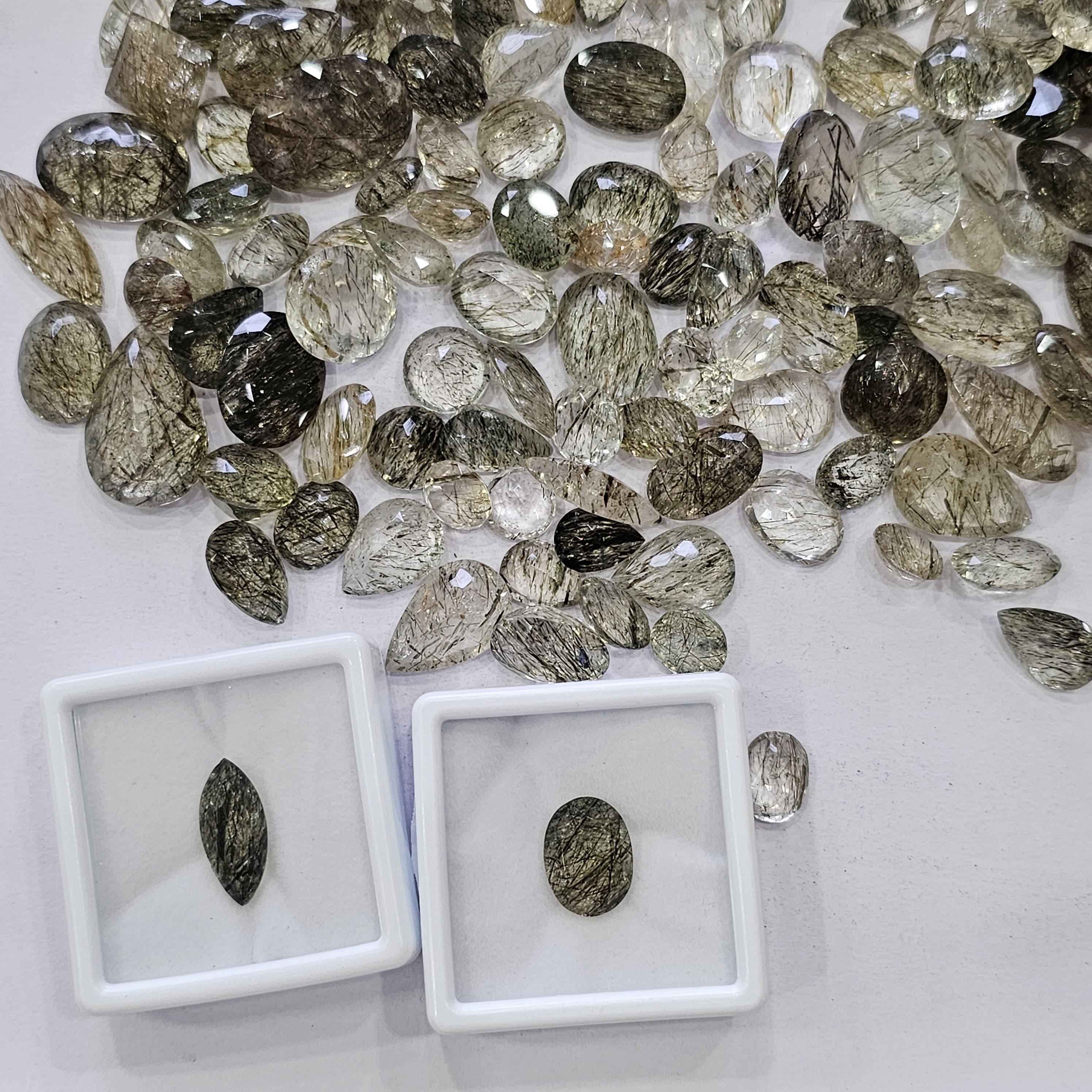 10 Pcs Prasiolite with black and copper Rutile