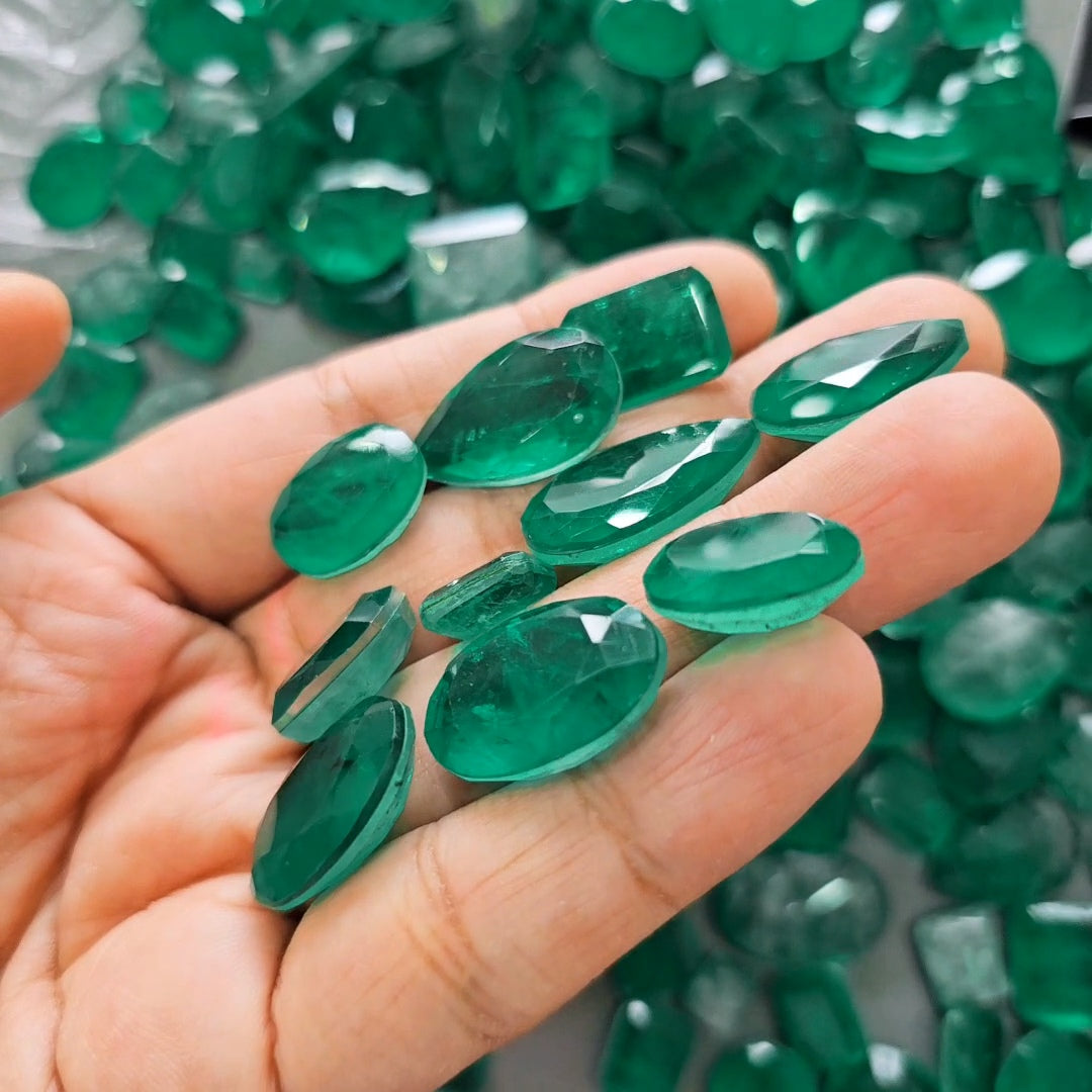 250 Carat scoop of Lab-Grown Emerald Doublet Faceted Gemstones | 10–30mm