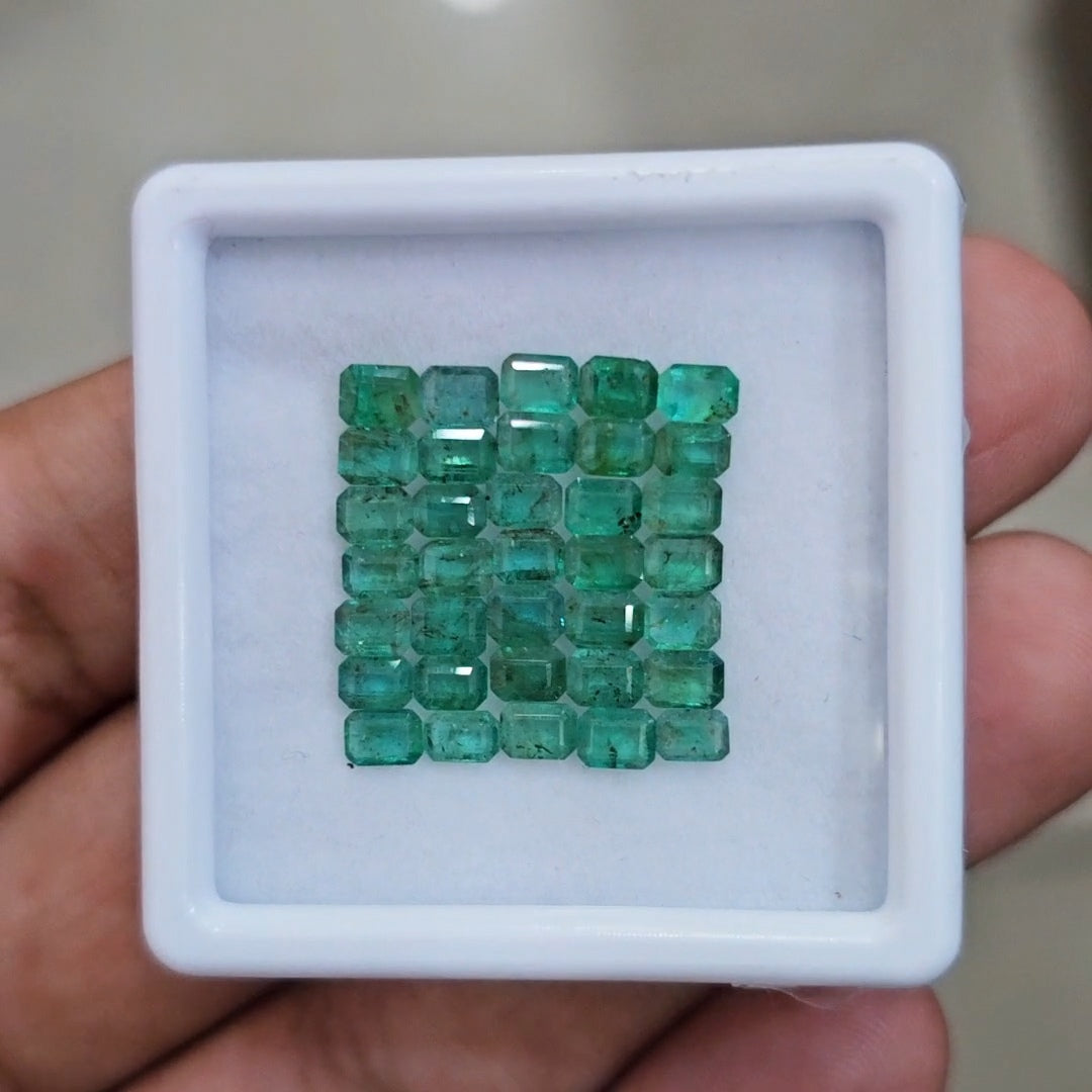 35pcs Of Natural Emerald Faceted | 4x3mm| Rectangle - The LabradoriteKing