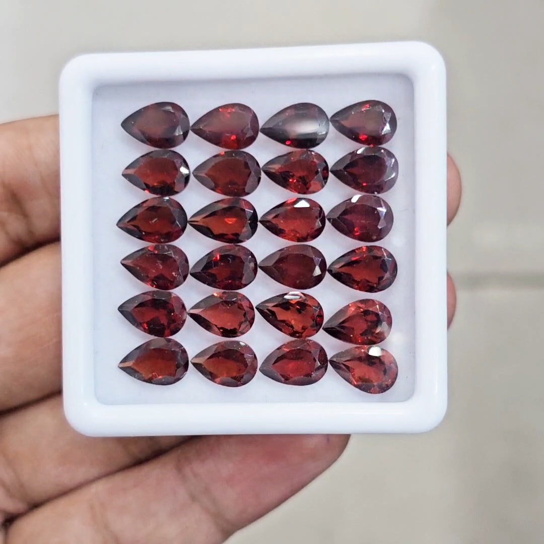 24pcs Natural Mozambique Cherry Garnet Faceted | Pear | Size: 9x6mm - The LabradoriteKing