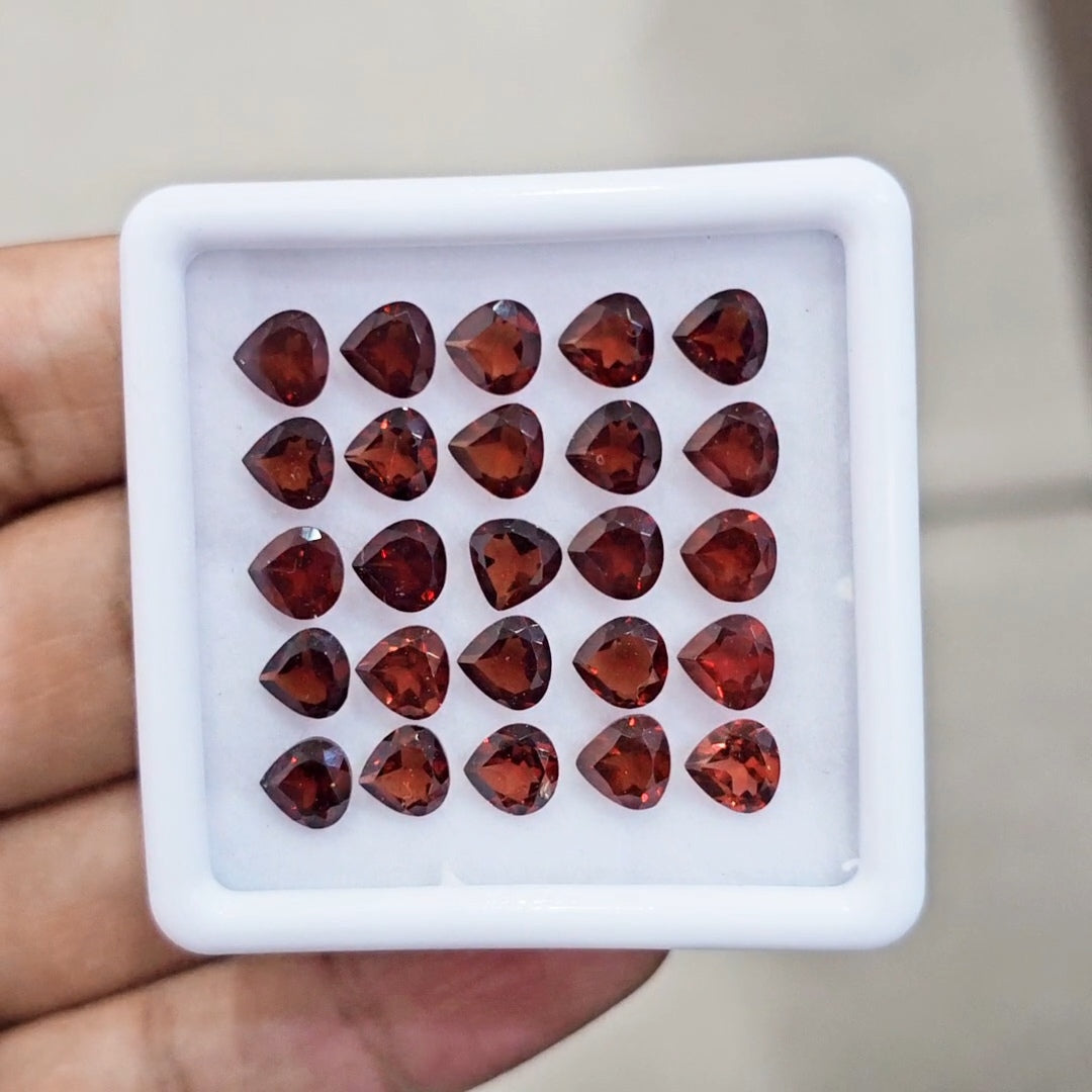 25pcs Natural Mozambique Cherry Garnet Faceted | Teardrop | Size: 6mm - The LabradoriteKing