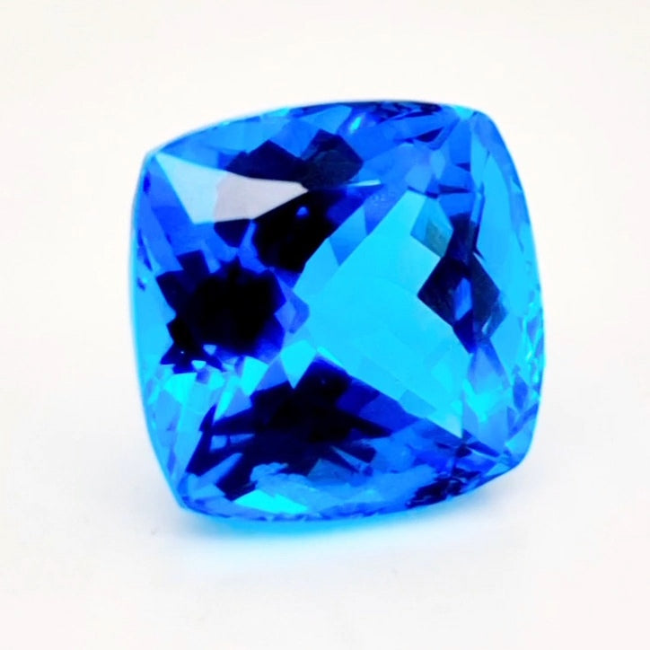 Natural Swiss Blue Topaz Faceted | Square | 14mm - The LabradoriteKing