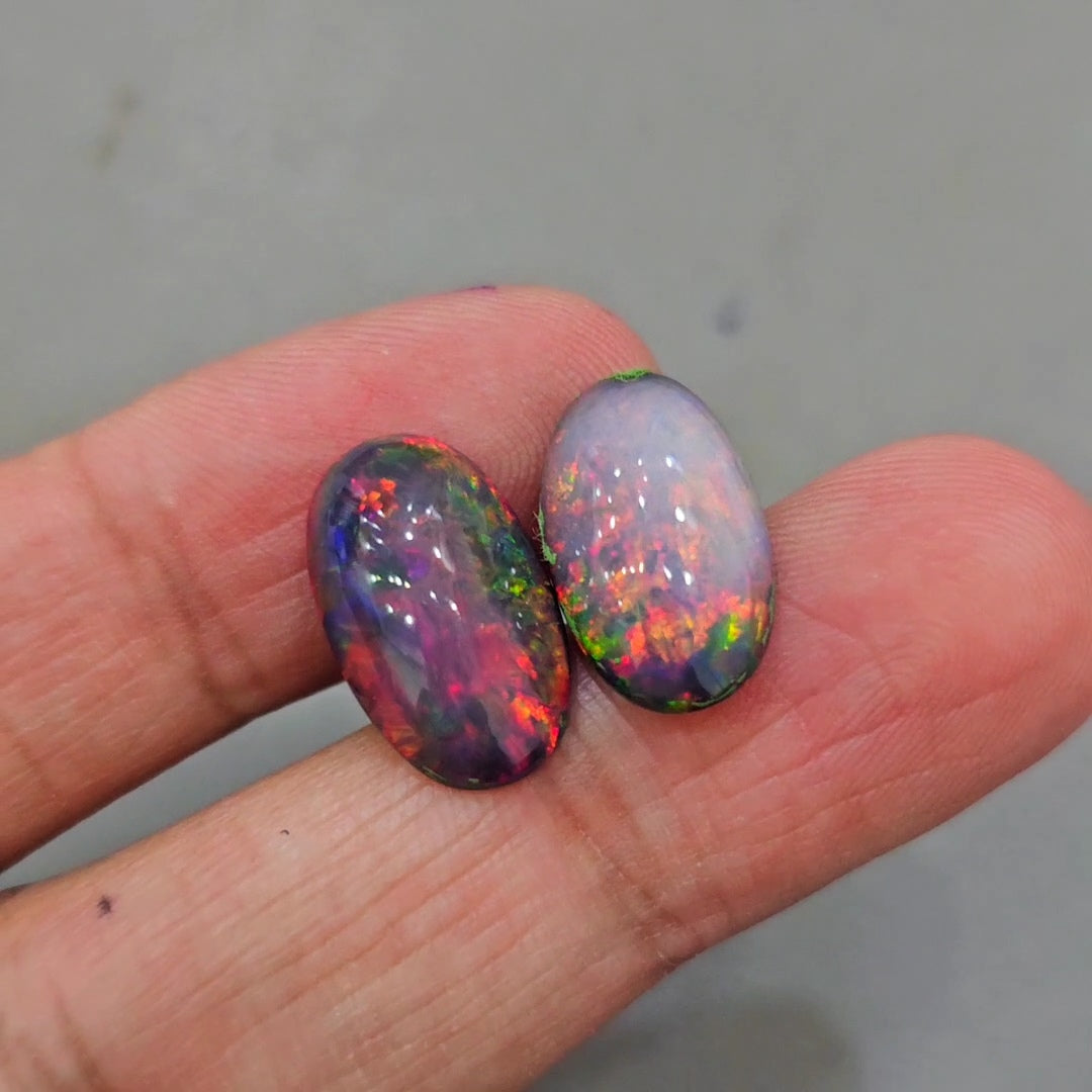 2pcs Ethiopian Black Smoked Opal Cabochon | Oval | Size: 18x10mm - The LabradoriteKing