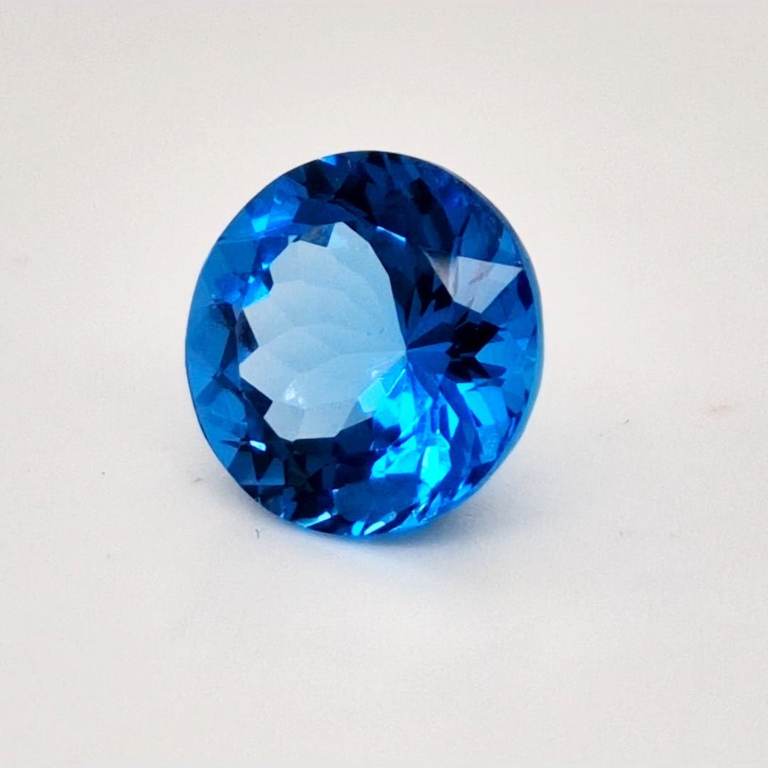 Natural Swiss Blue Topaz Faceted | Round | 13mm - The LabradoriteKing