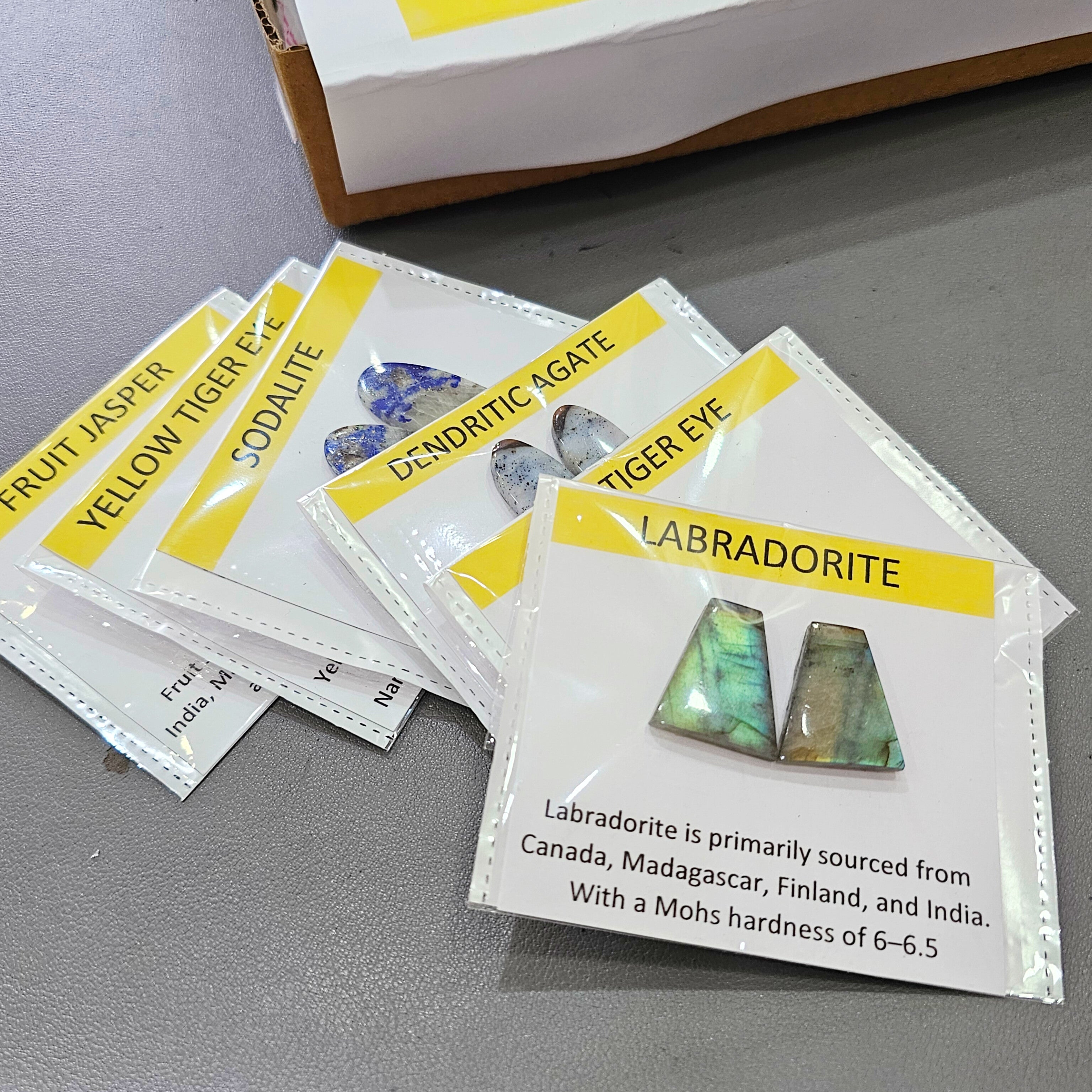Pairs ultimate Gemstone set | 30 Unqiue Pairs with description
