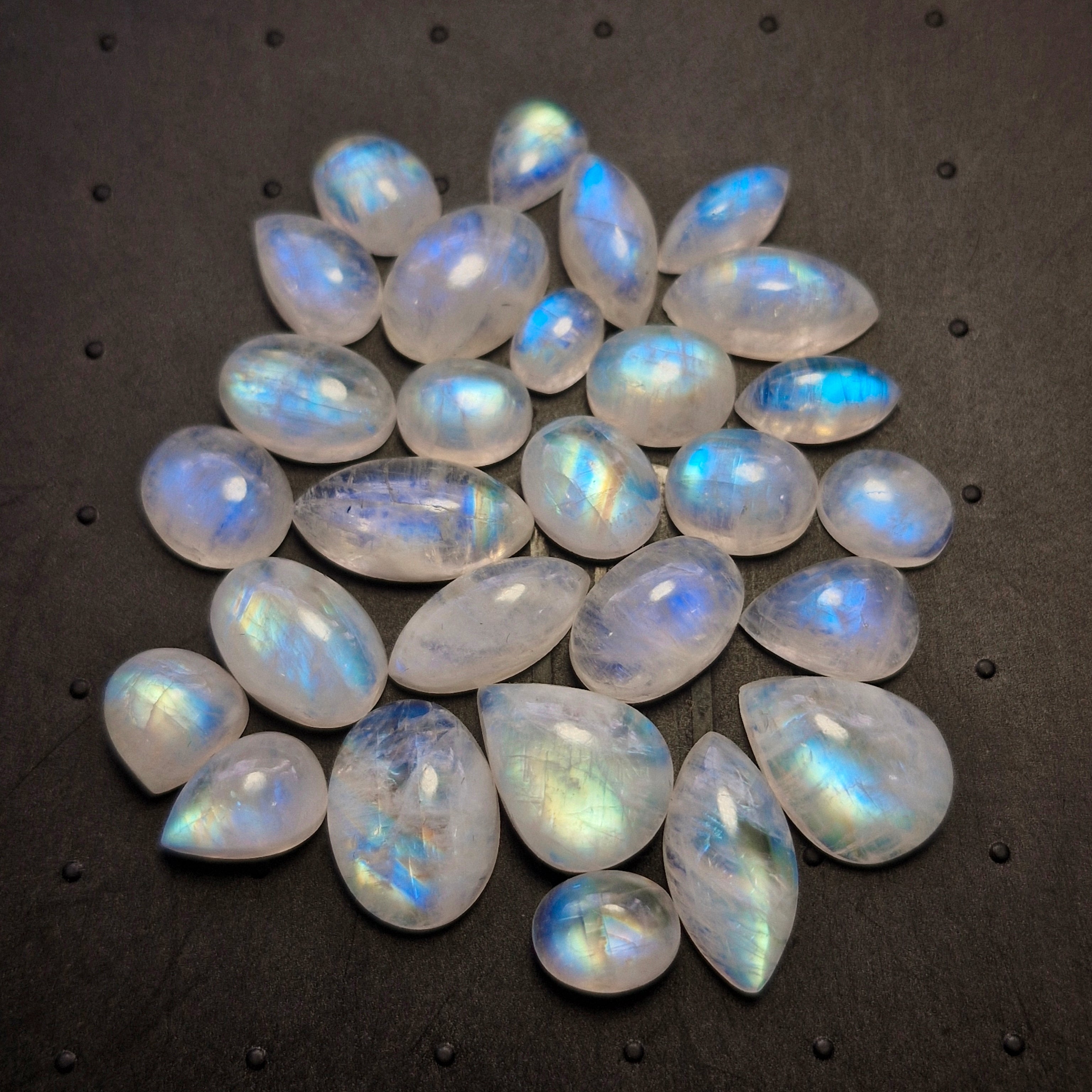 28Pcs Natural Rainbow Moonstone Cabochons | 8-18mm | Shape: Mix - The LabradoriteKing