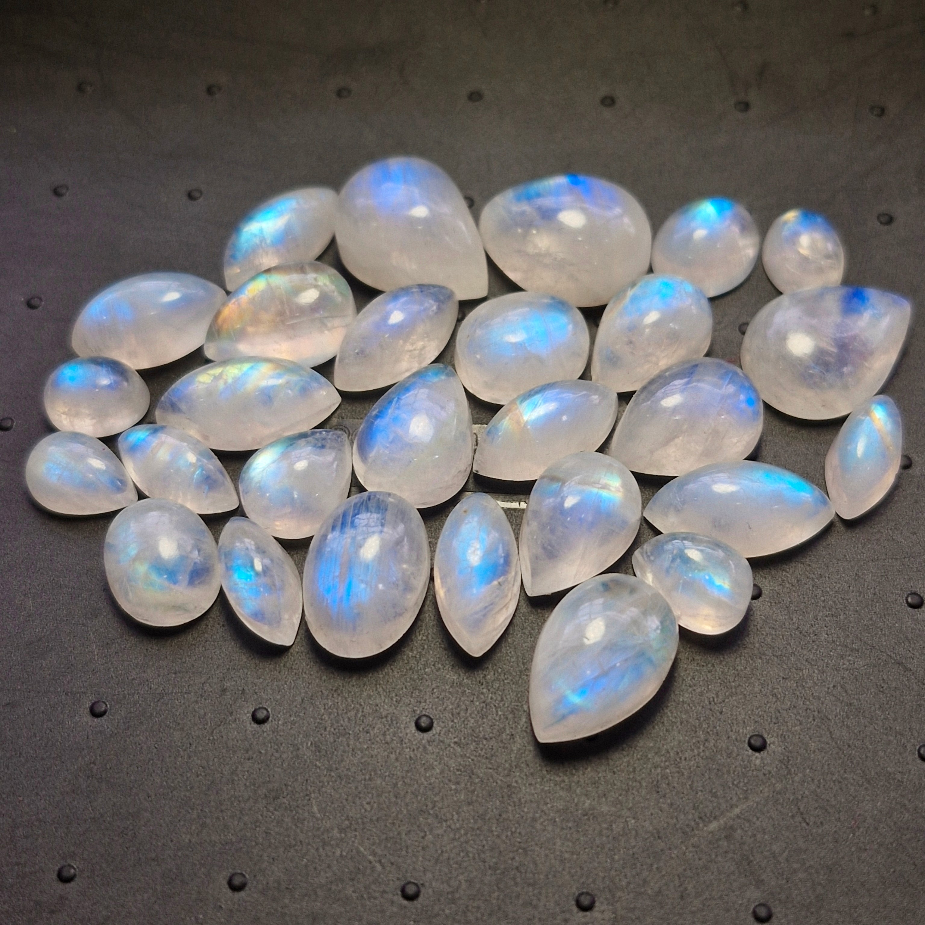 28Pcs Natural Rainbow Moonstone Cabochons | 9-16mm | Shape: Mix - The LabradoriteKing
