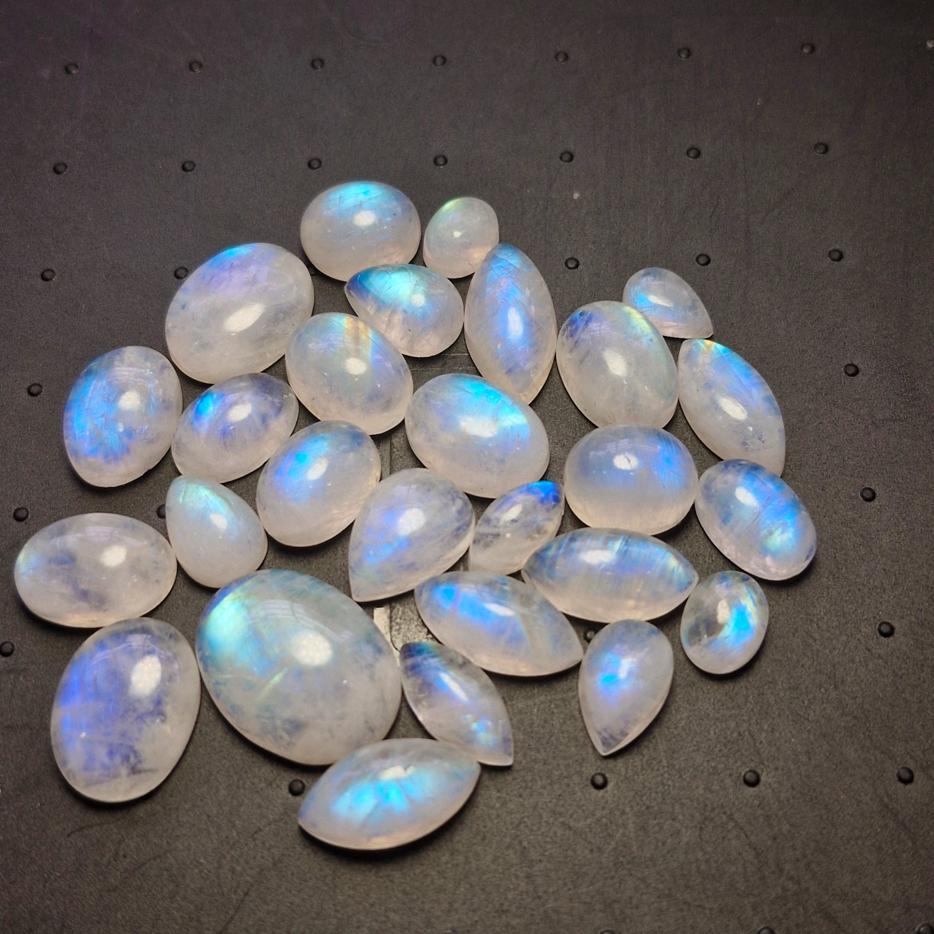 27Pcs Natural Rainbow Moonstone Cabochons | 9-20mm | Shape: Mix - The LabradoriteKing
