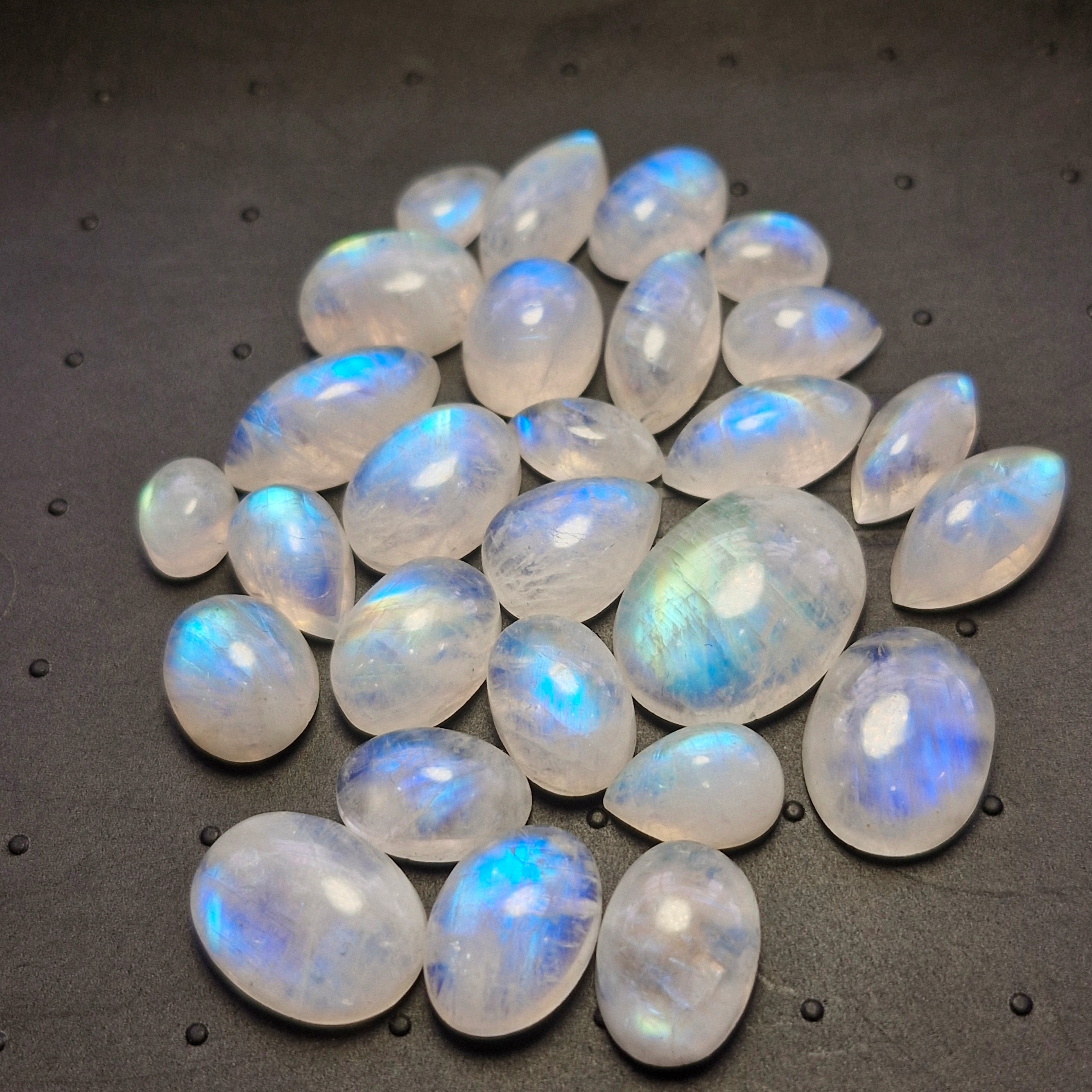 27Pcs Natural Rainbow Moonstone Cabochons | 9-20mm | Shape: Mix - The LabradoriteKing