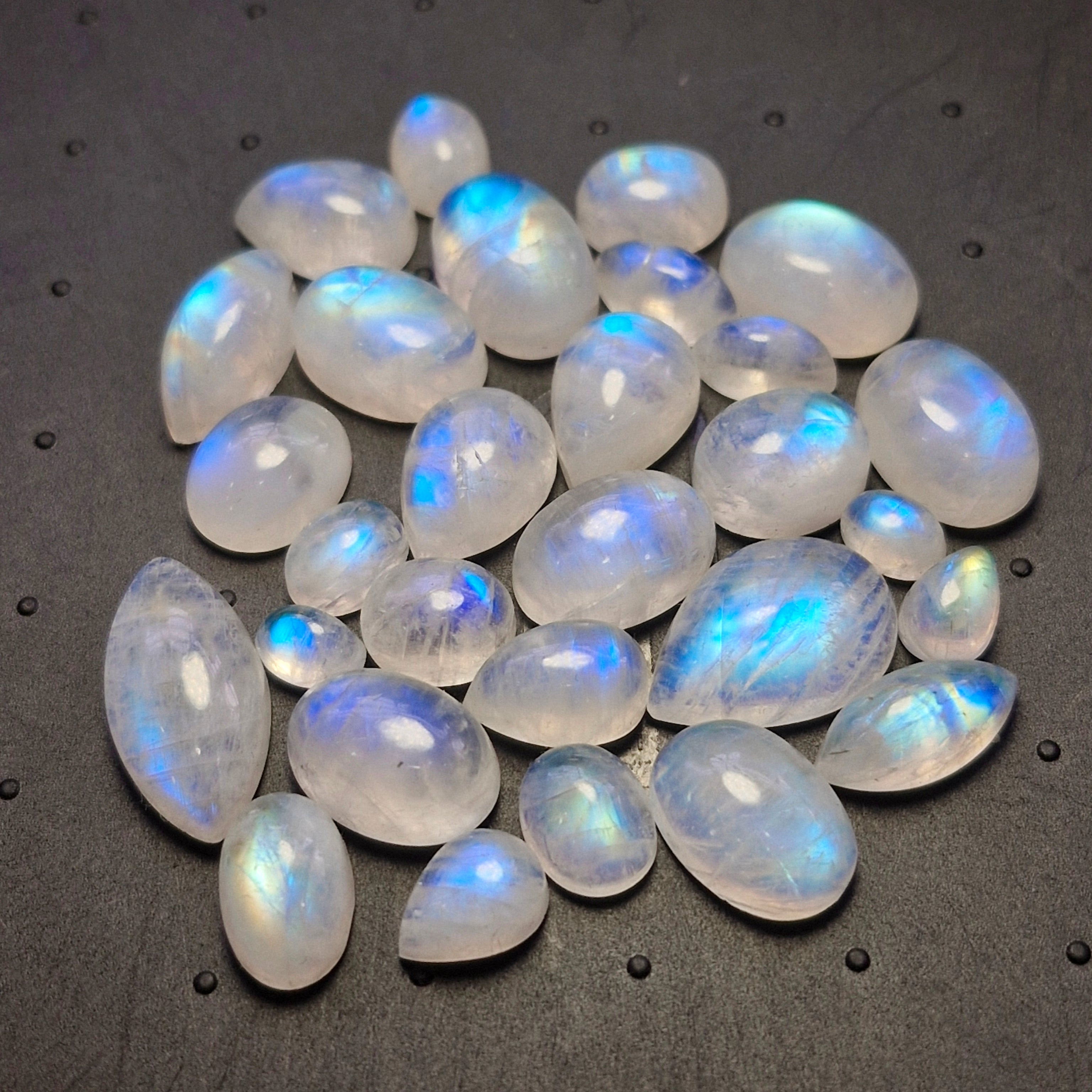 29Pcs Natural Rainbow Moonstone Cabochons | 7-20mm | Shape: Mix - The LabradoriteKing