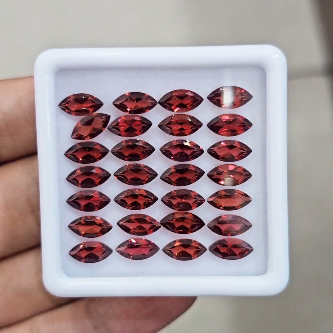 28pcs Natural Mozambique Cherry Garnet Faceted | Marquise | Size: 9x4mm - The LabradoriteKing