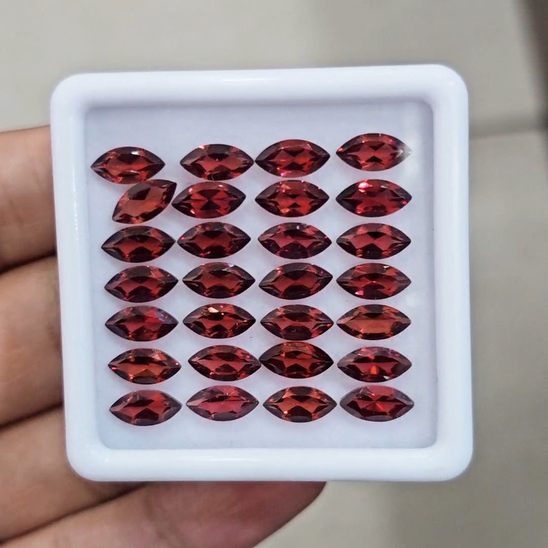 28pcs Natural Mozambique Cherry Garnet Faceted | Marquise | Size: 9x4mm - The LabradoriteKing