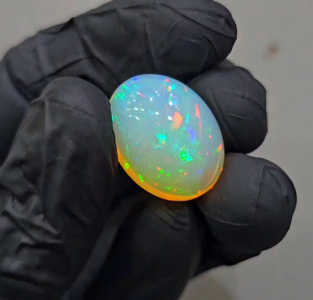 Natural Ethiopian Opal Cabochon Multi Fire | Oval| Size: 21x17mm | 18 Cts - The LabradoriteKing