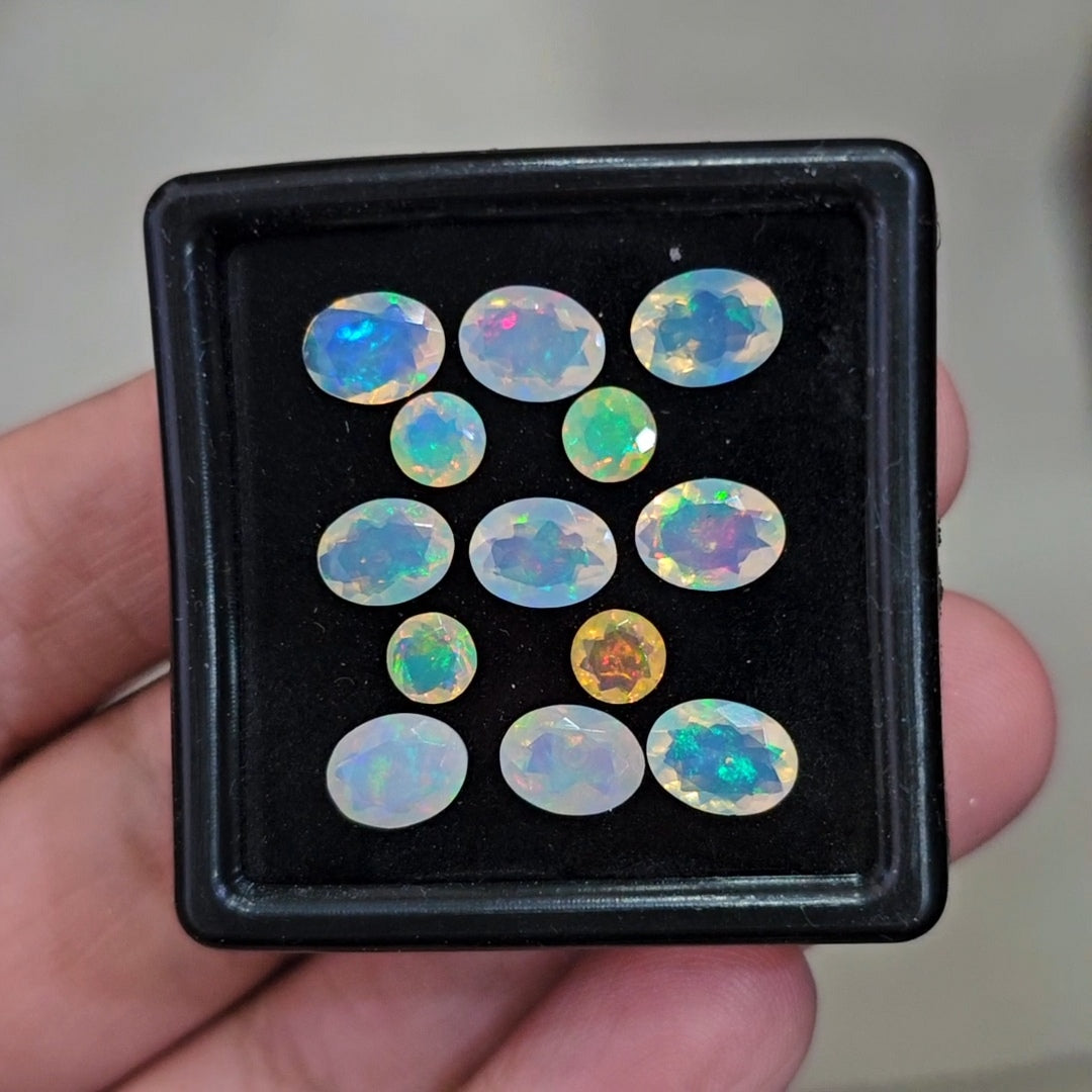 13 Pcs Natural Ethiopian Opal Faceted | Oval & Round | 4-7mm | 6.6Cts - The LabradoriteKing