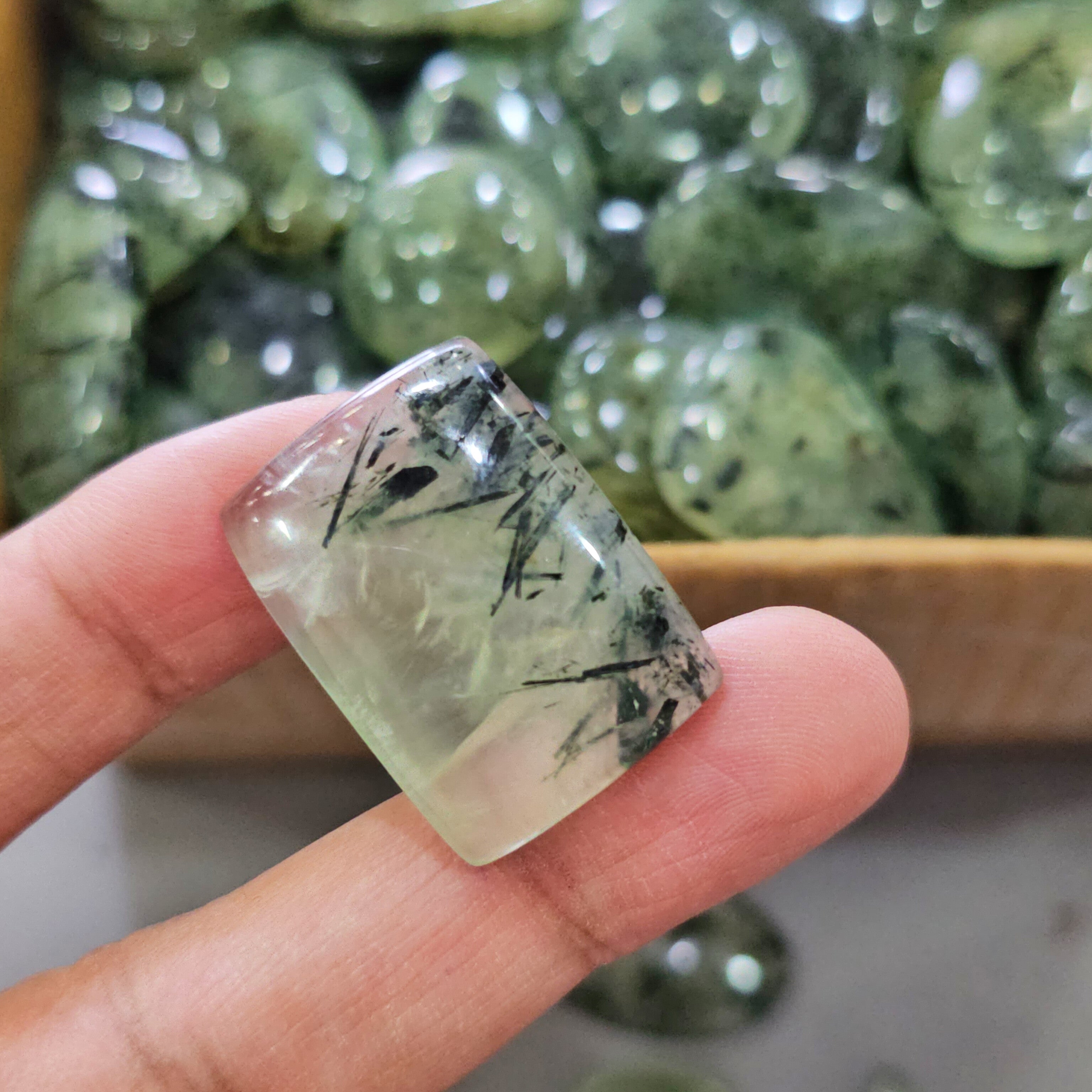 500Gram of Prehnite Cabochons | 50-60 Pcs |25-40mm - The LabradoriteKing