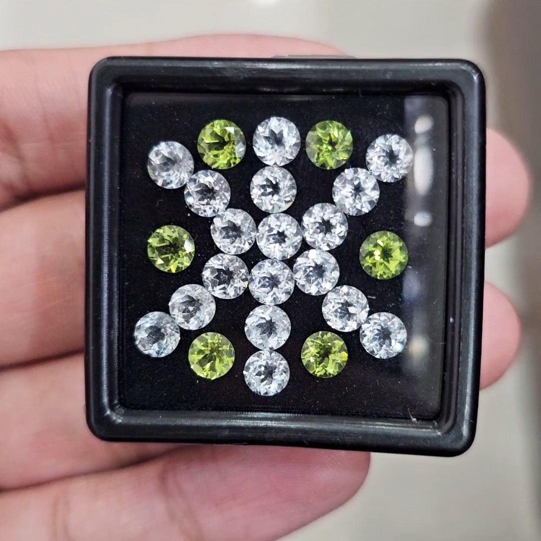 24pcs Natural Peridot & White Topaz Faceted | Round | Size: 5mm