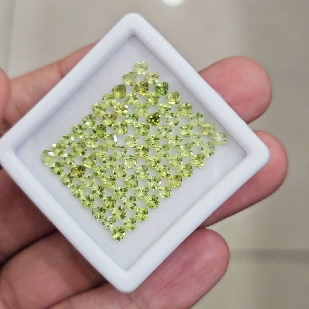 80 Pcs of Natural Peridot Faceted | Heart | Size: 3mm