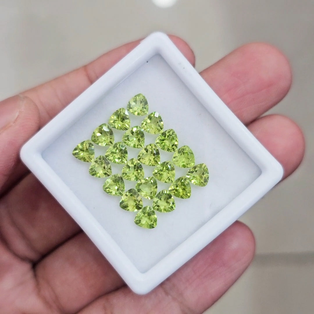 20 Pcs of Natural Peridot Faceted | Trillion | Size: 5mm