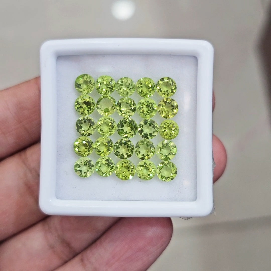 25 Pcs of Natural Peridot Faceted | Round | Size: 5mm
