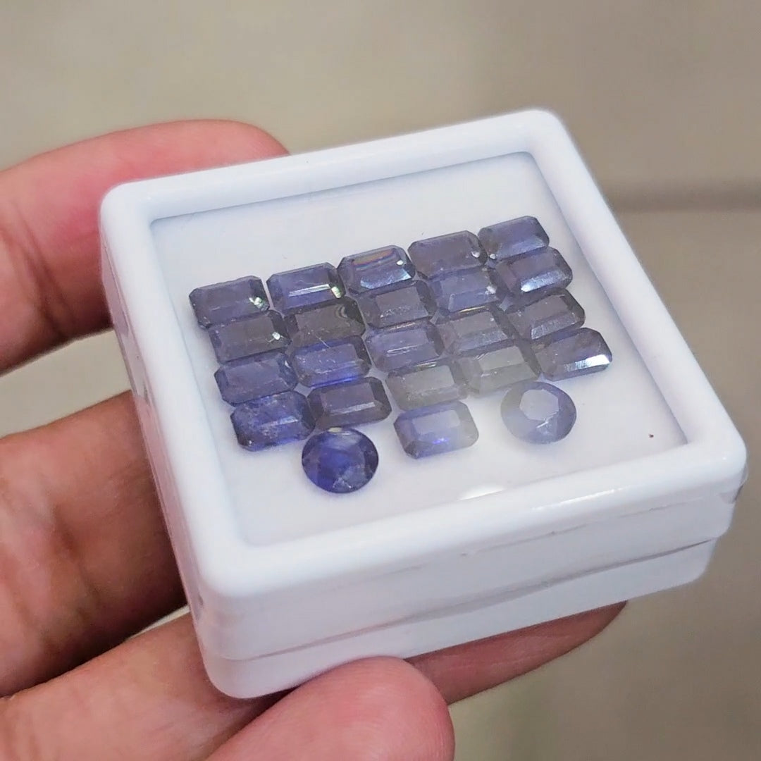 23 Pcs of Natural Blue Sapphire Faceted | Rectangle & Round | Size: 6x4mm