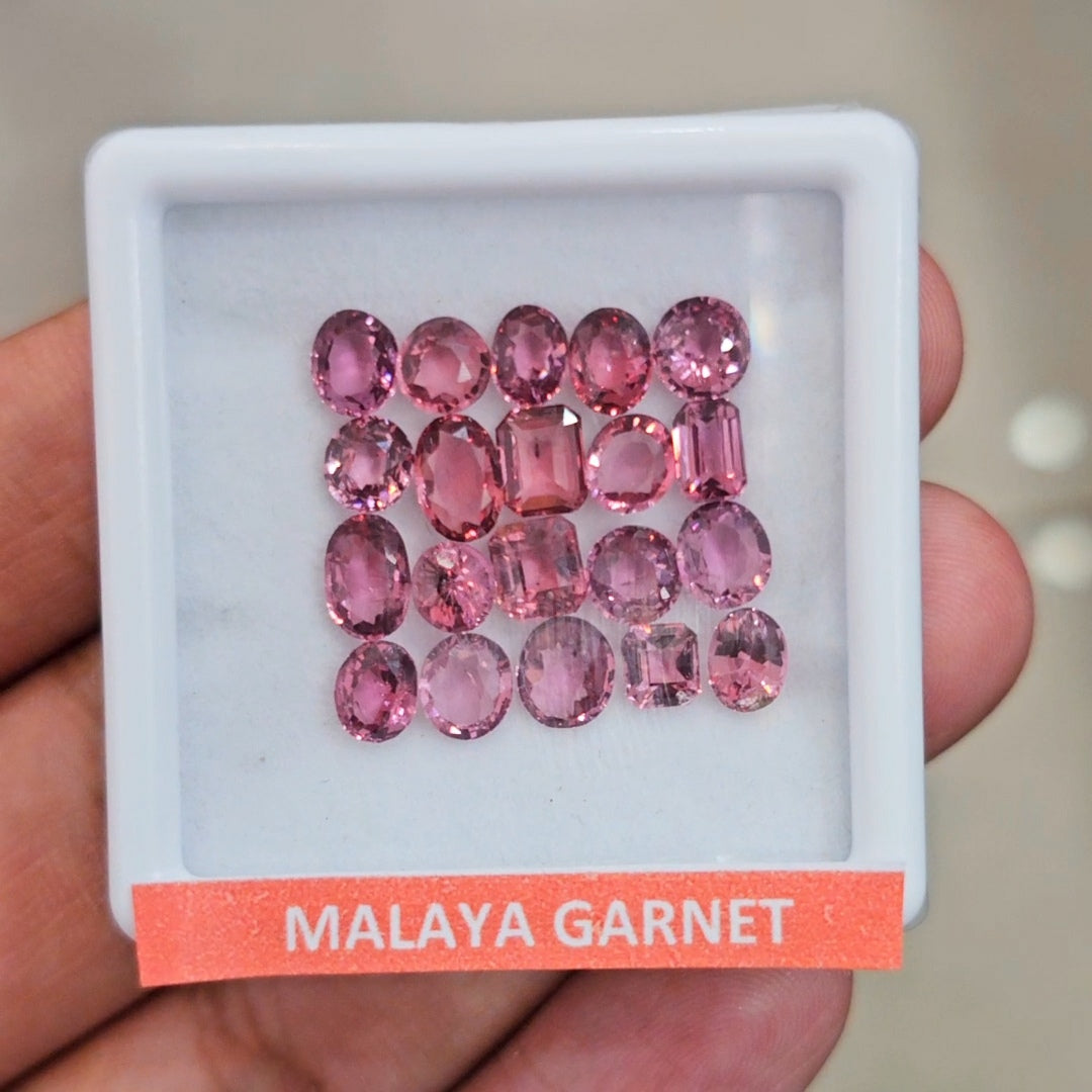 20 Pcs of Natural Malaya Garnet Faceted | Mix | Size: 4-6mm