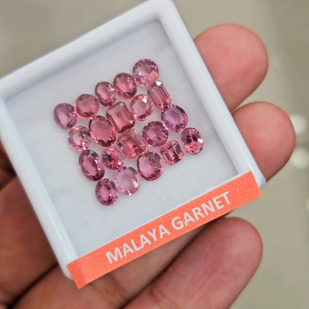 20 Pcs of Natural Malaya Garnet Faceted | Mix | Size: 4-6mm
