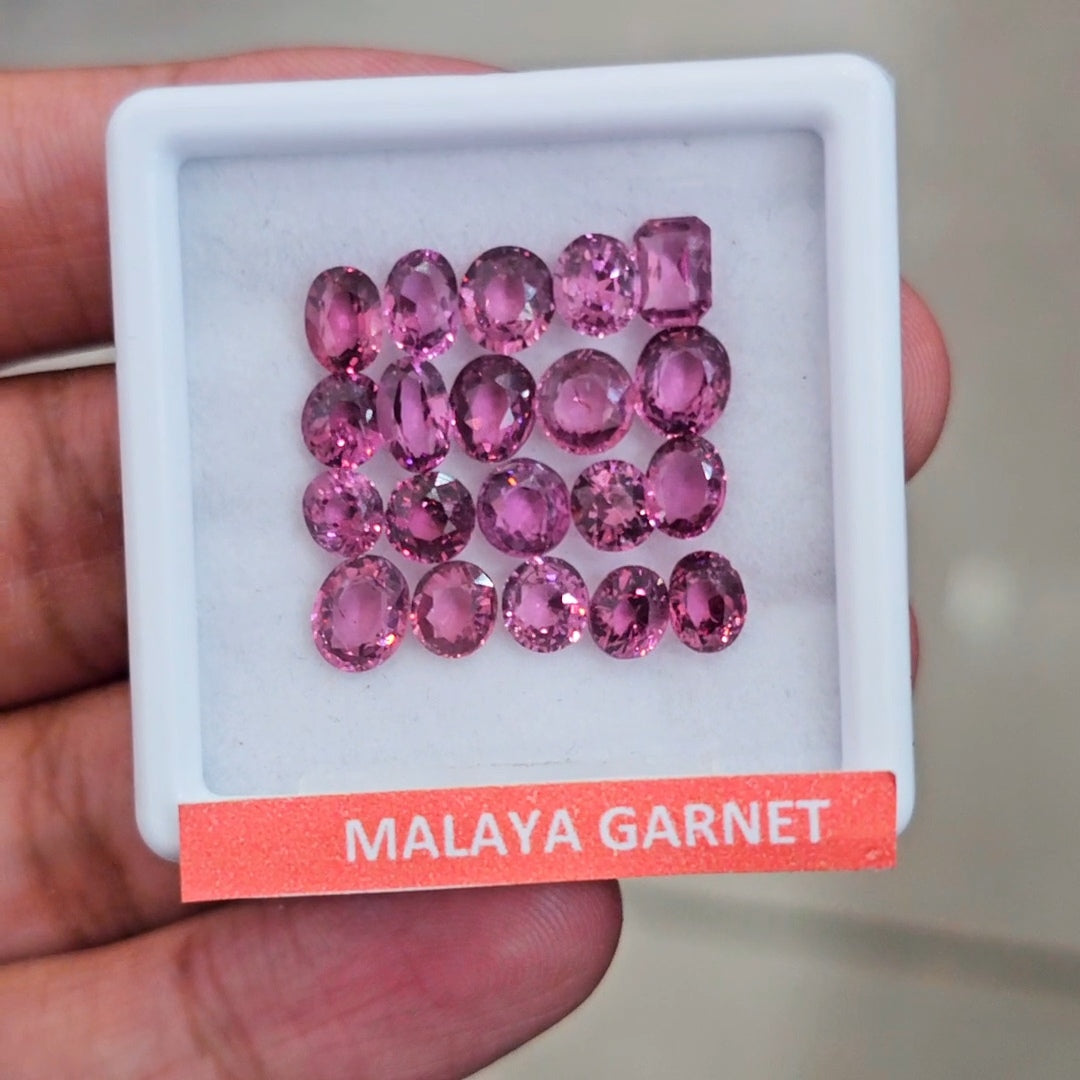20 Pcs of Natural Malaya Garnet Faceted | Mix | Size: 5-6mm