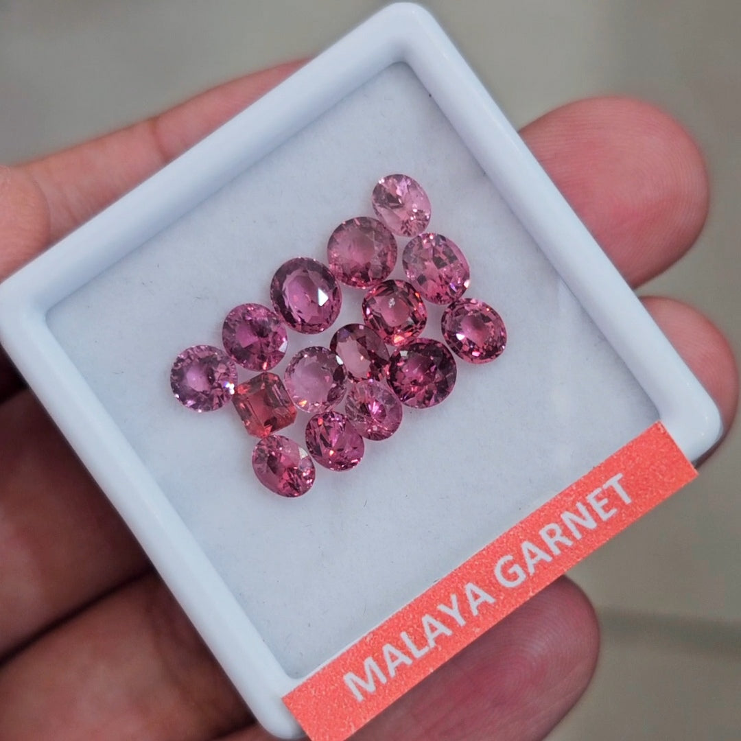 15 Pcs of Natural Malaya Garnet Faceted | Mix | Size: 4-6mm