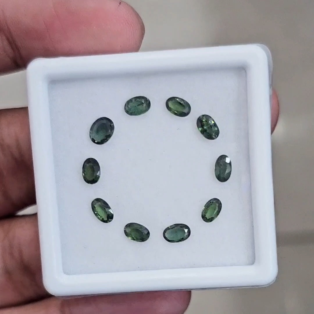 2.8Cts Natural Madagascar  Sapphire  | 4-5mm | Oval