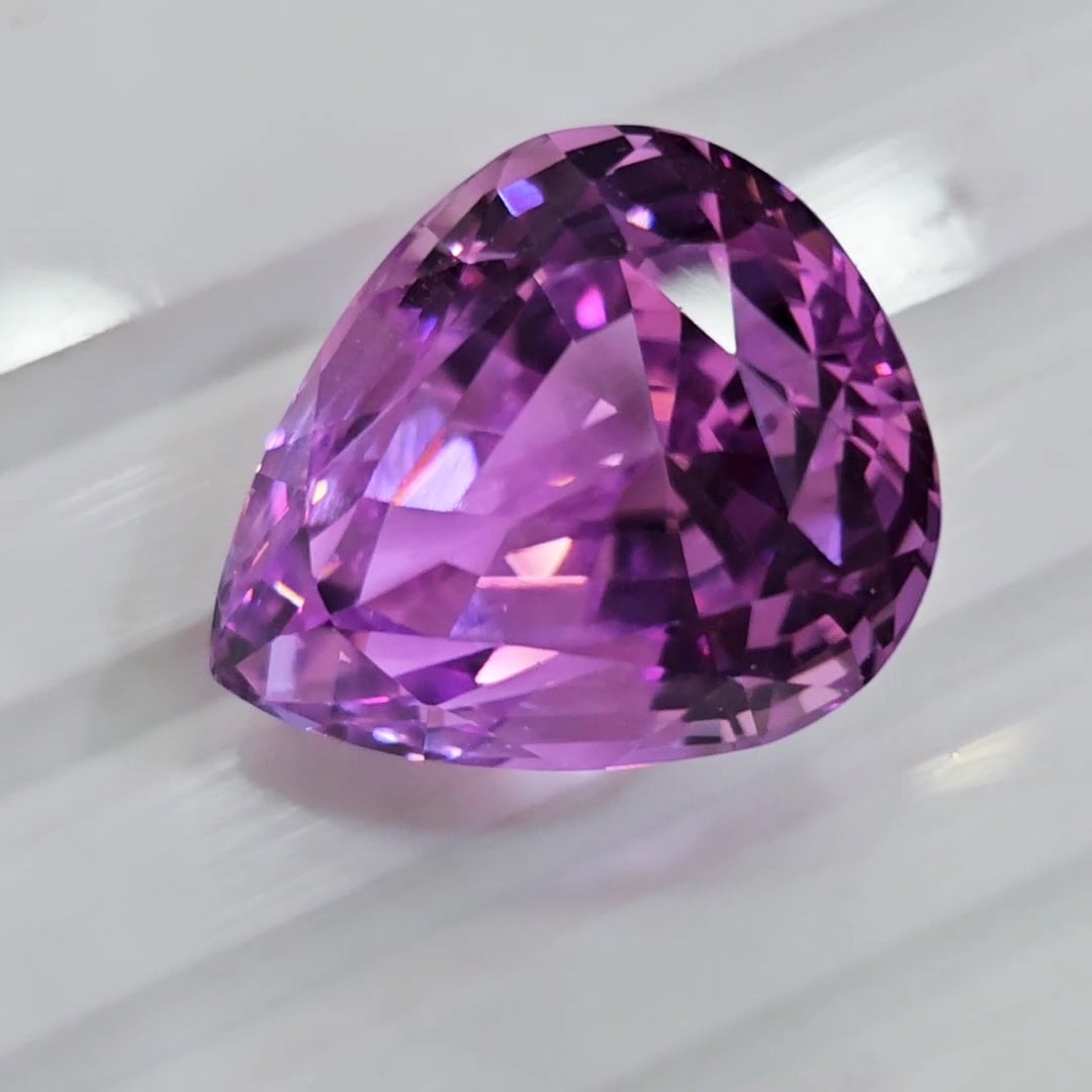 40.5Cts Natural Kunzite Faceted Clean| With Certificate| 22x19mm | Pear |Clean - The LabradoriteKing
