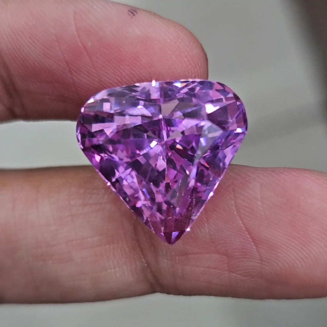 29.1Cts Natural Kunzite Faceted Clean| With Certificate| 19x18mm | Teardrop |Clean - The LabradoriteKing