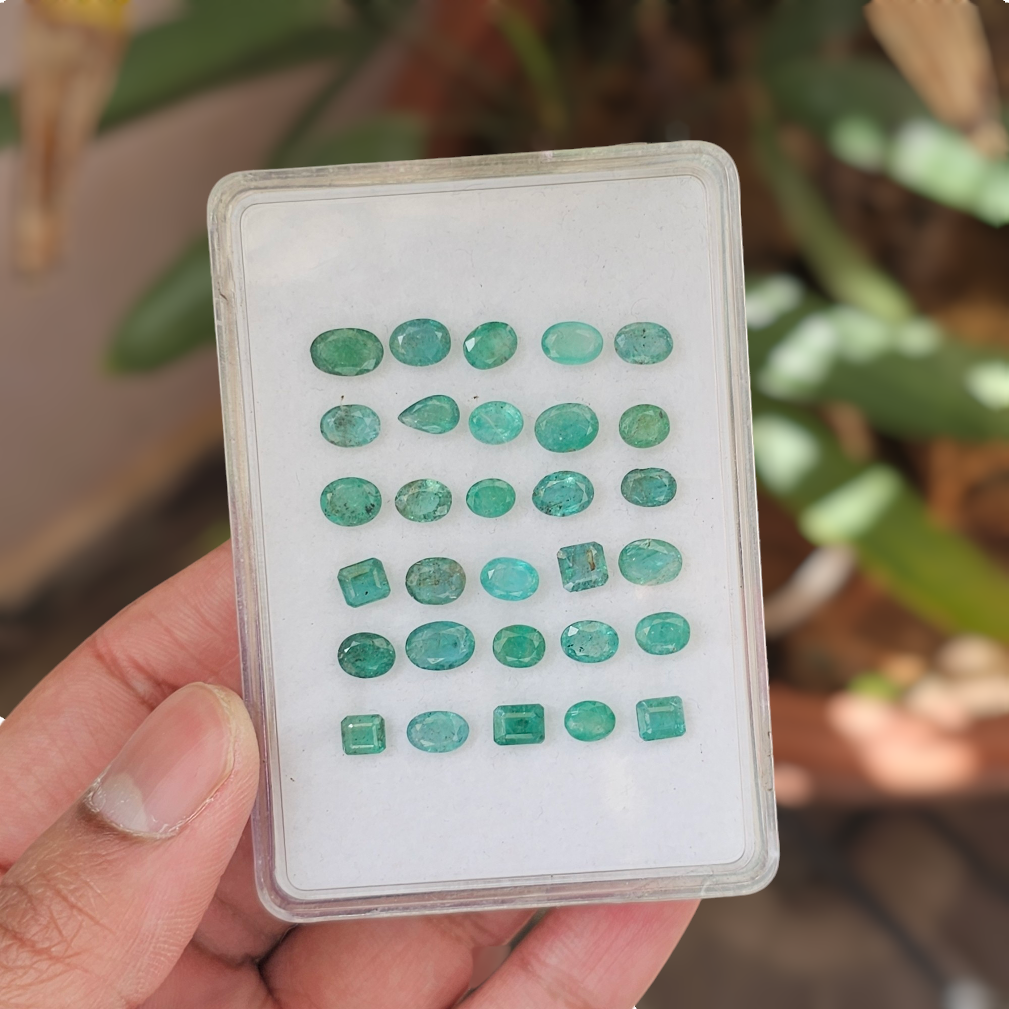 30 Pcs Of Natural Emerald Faceted |Shap: Mix| Size:5-8mm - The LabradoriteKing