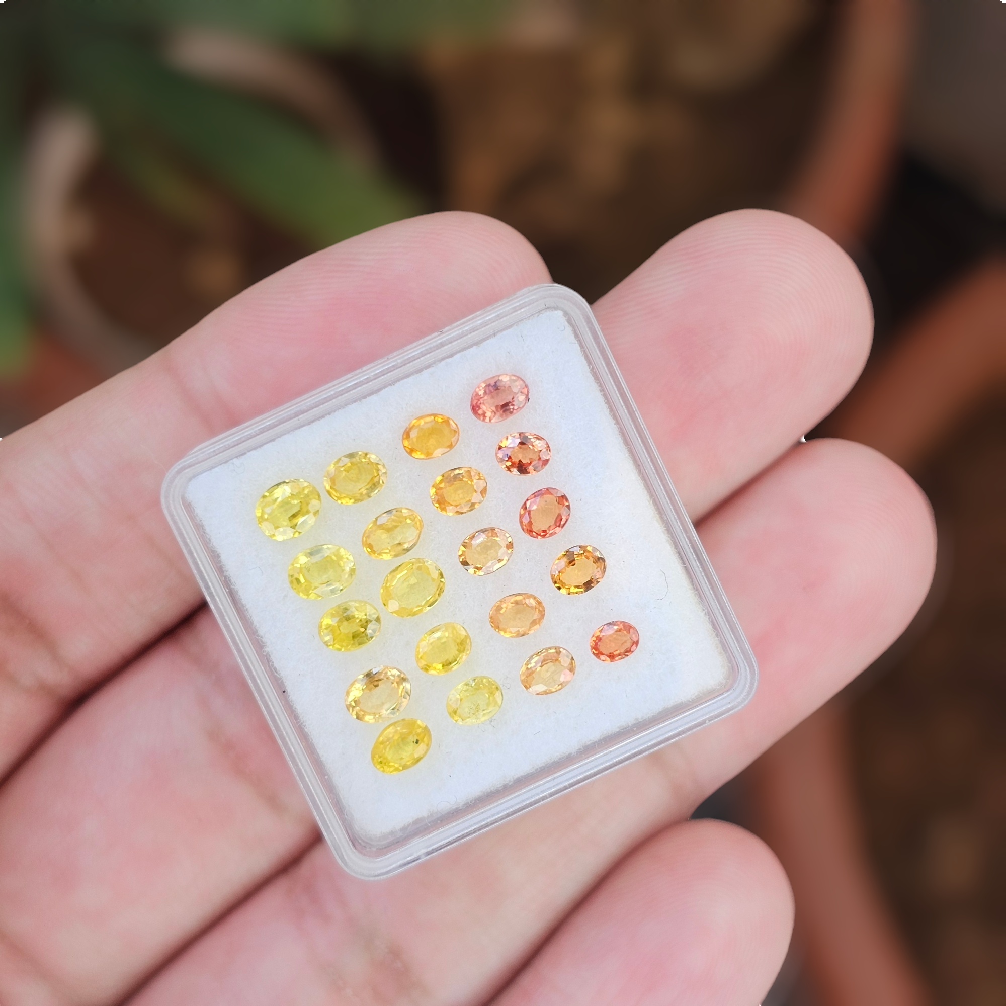 20 Pcs Of Natural Yellow & Orange Sapphire Faceted | Shap: Oval| Size:3-4mm - The LabradoriteKing