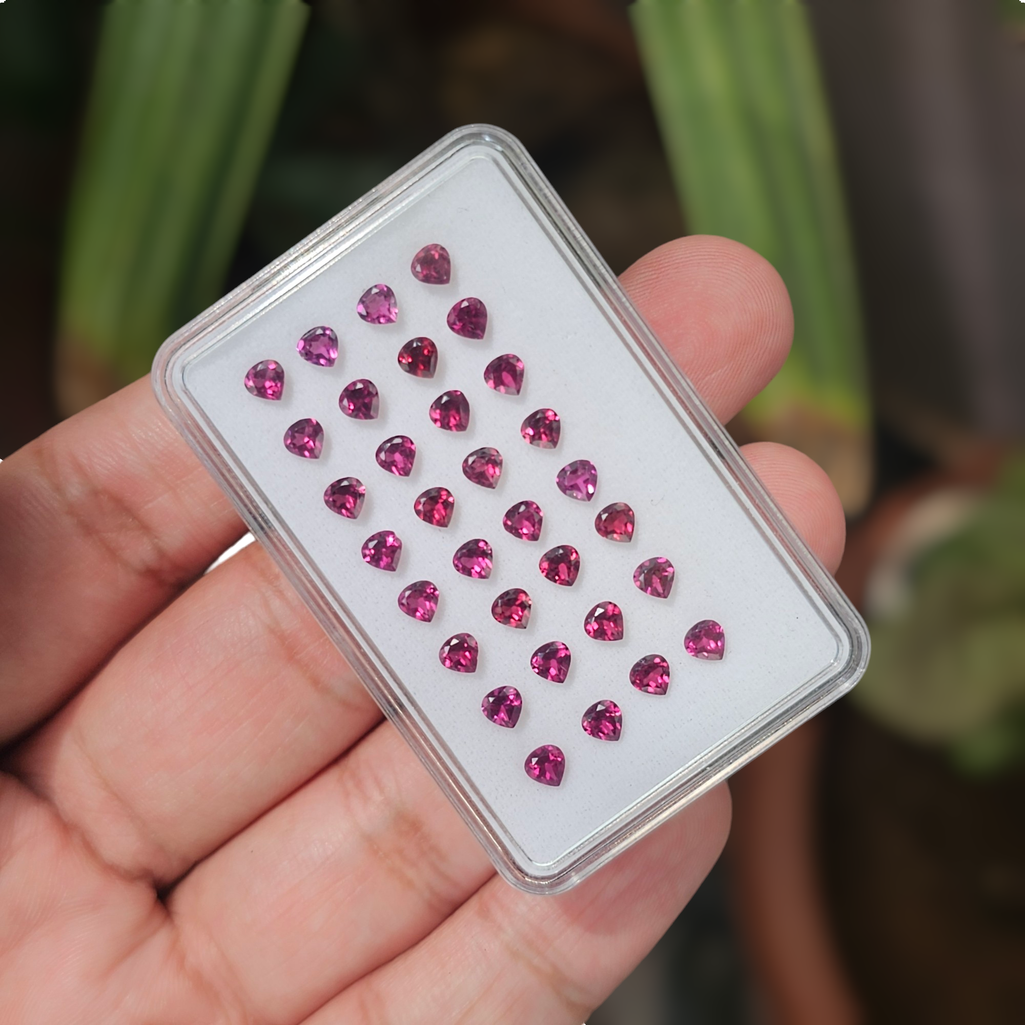 32 Pcs Of Natural Rhodolite Garnet Faceted | Teardrop | Size: 3.5mm - The LabradoriteKing