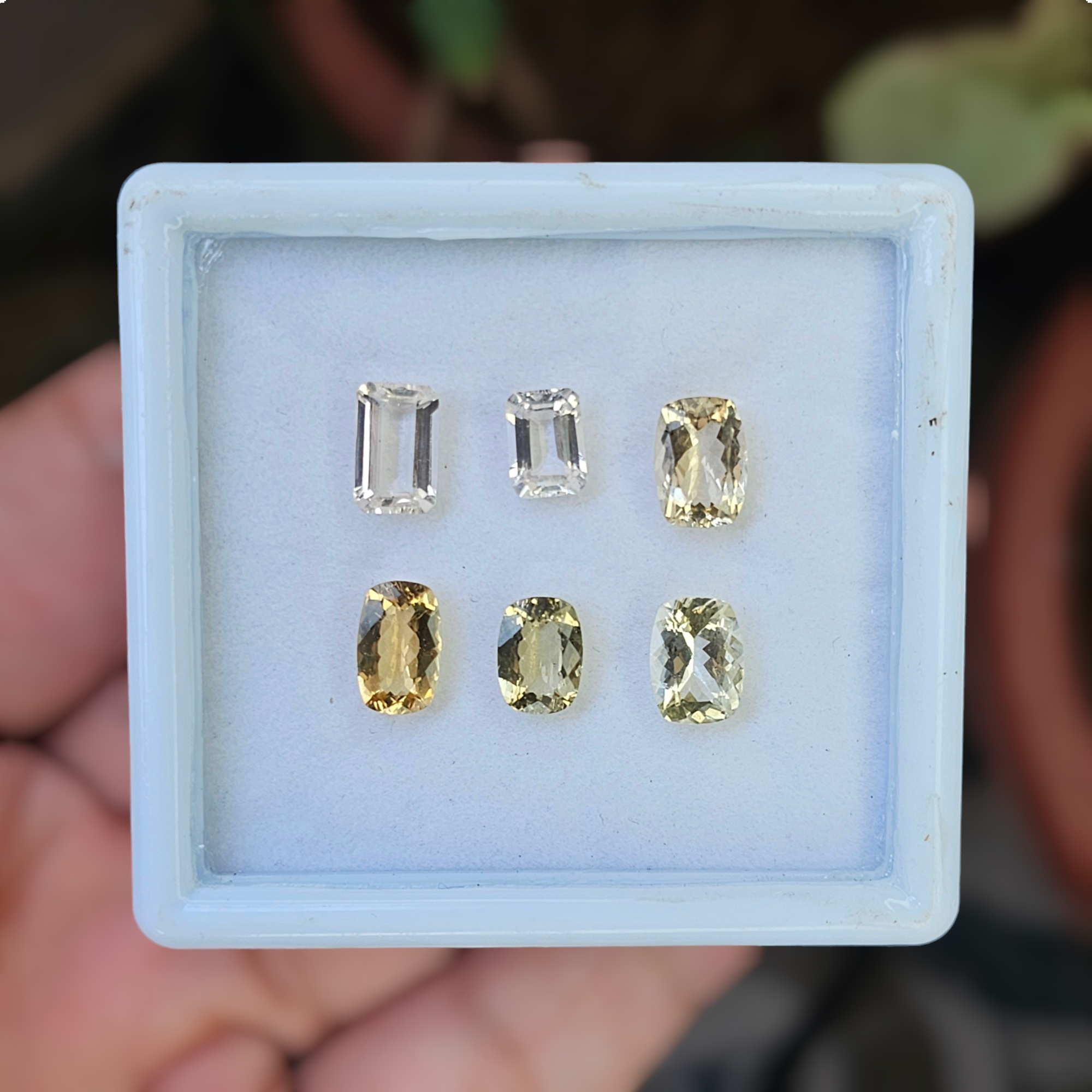 6 Pcs Of Natural Peach Morganite, Heliodor, Pink Morganite & Green Beryl Faceted | Rectangle Shape | Size: 8-10mm - The LabradoriteKing