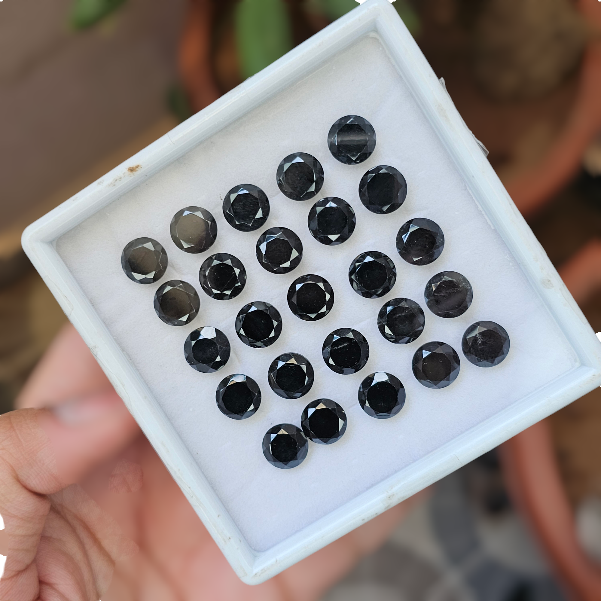 25 Pcs Of Natural Black Onyx Faceted | Shape: Round | Size: 10mm - The LabradoriteKing